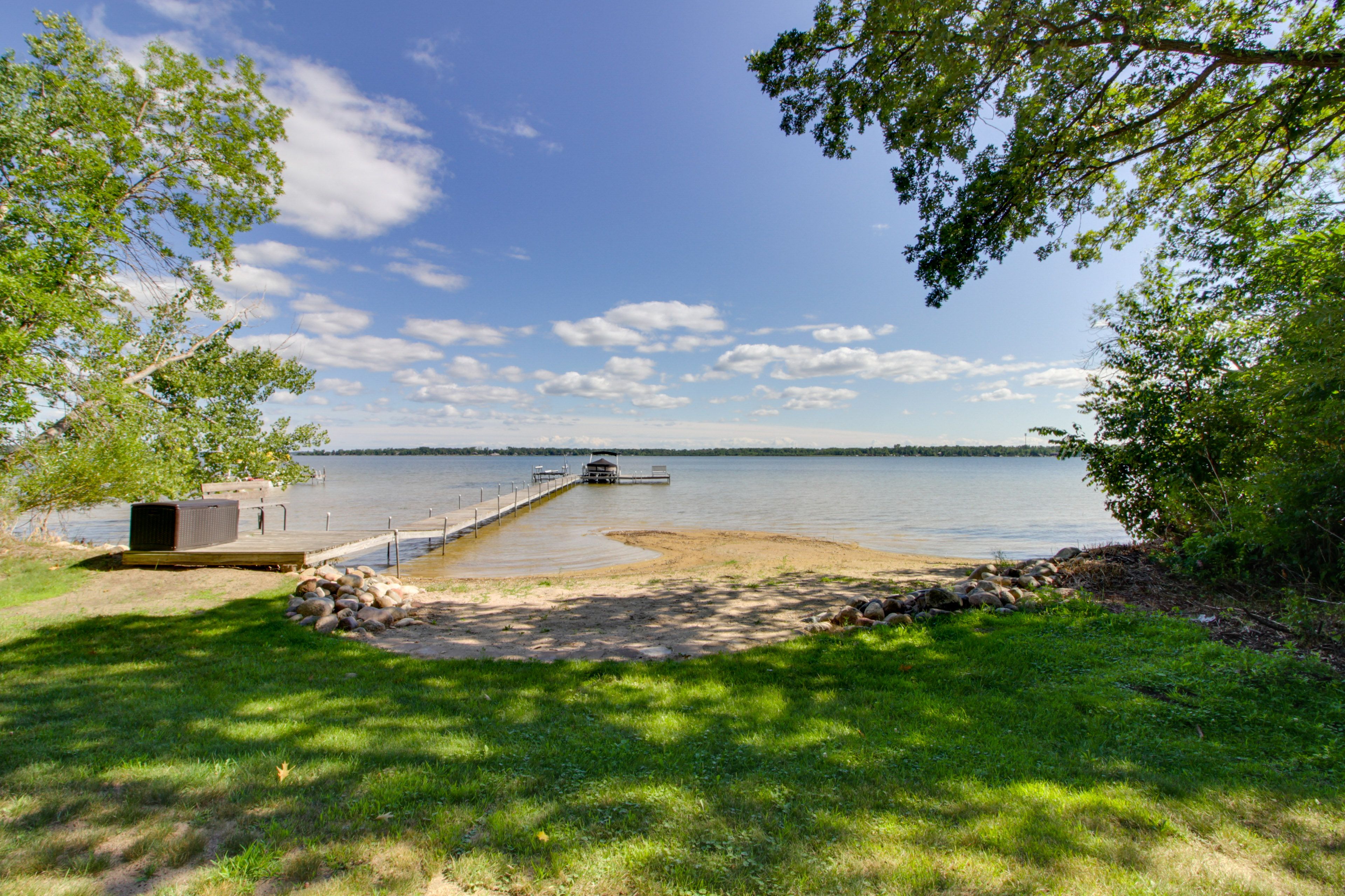Private Boat Dock (Seasonal)