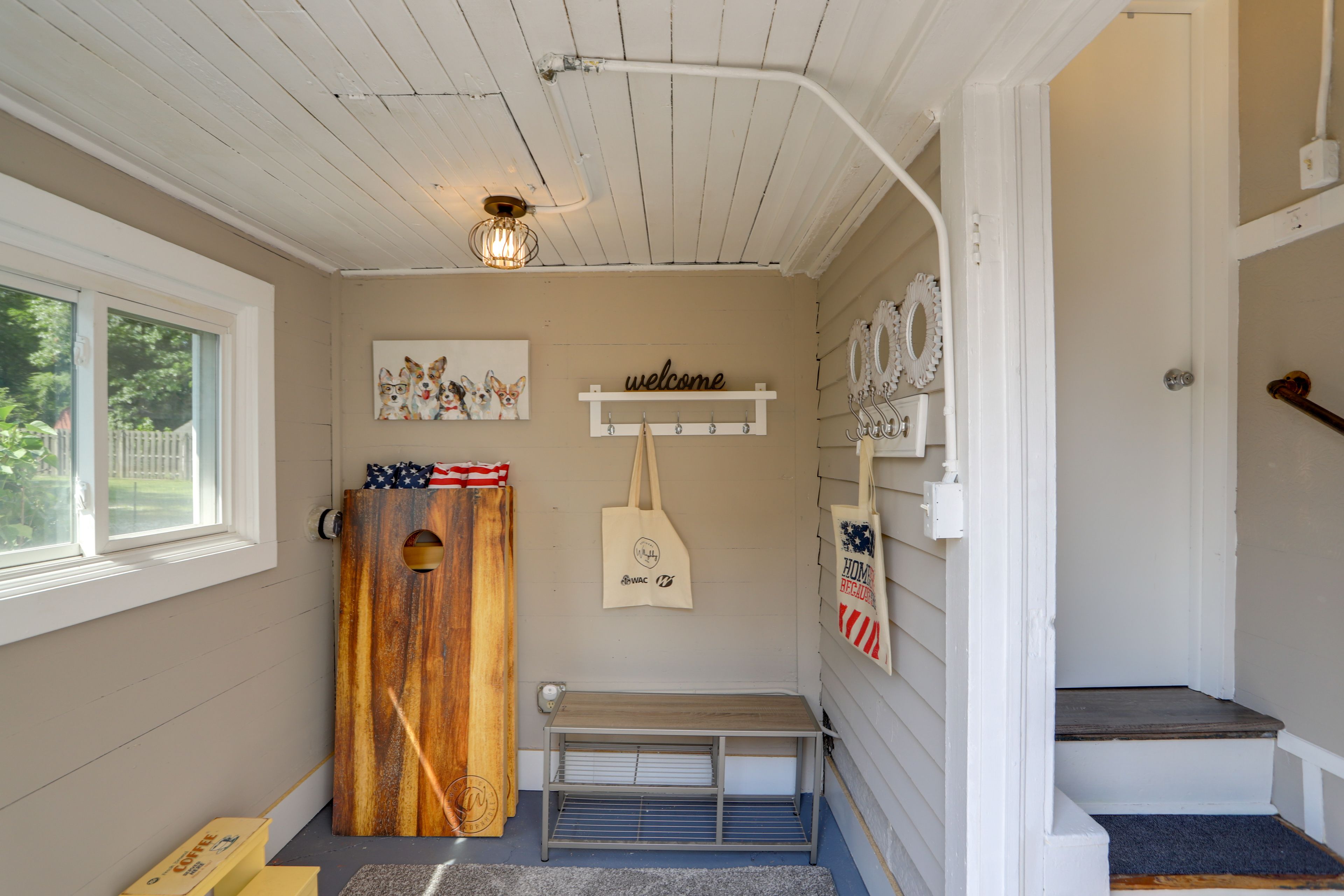 Mudroom | Cornhole
