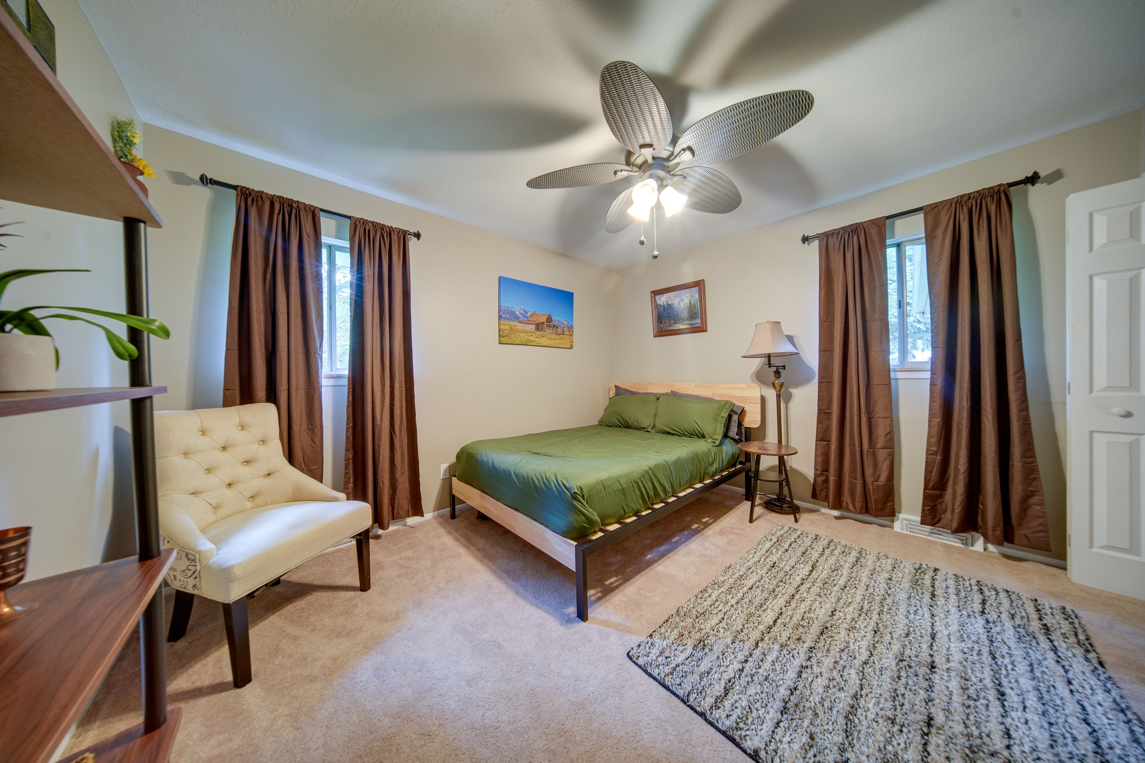 Bedroom 2 | Main Level | Queen Bed