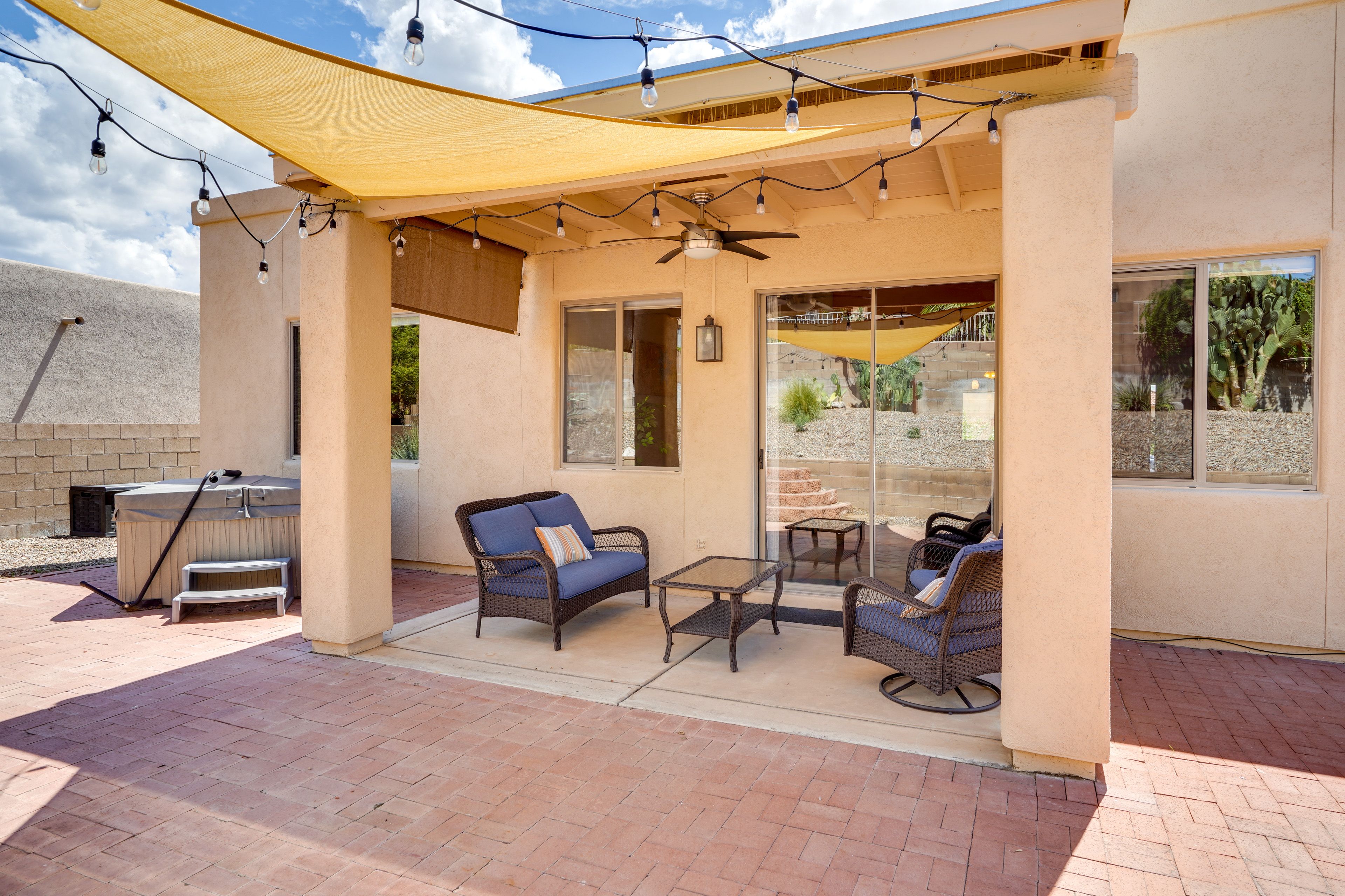 Private Backyard | Hot Tub