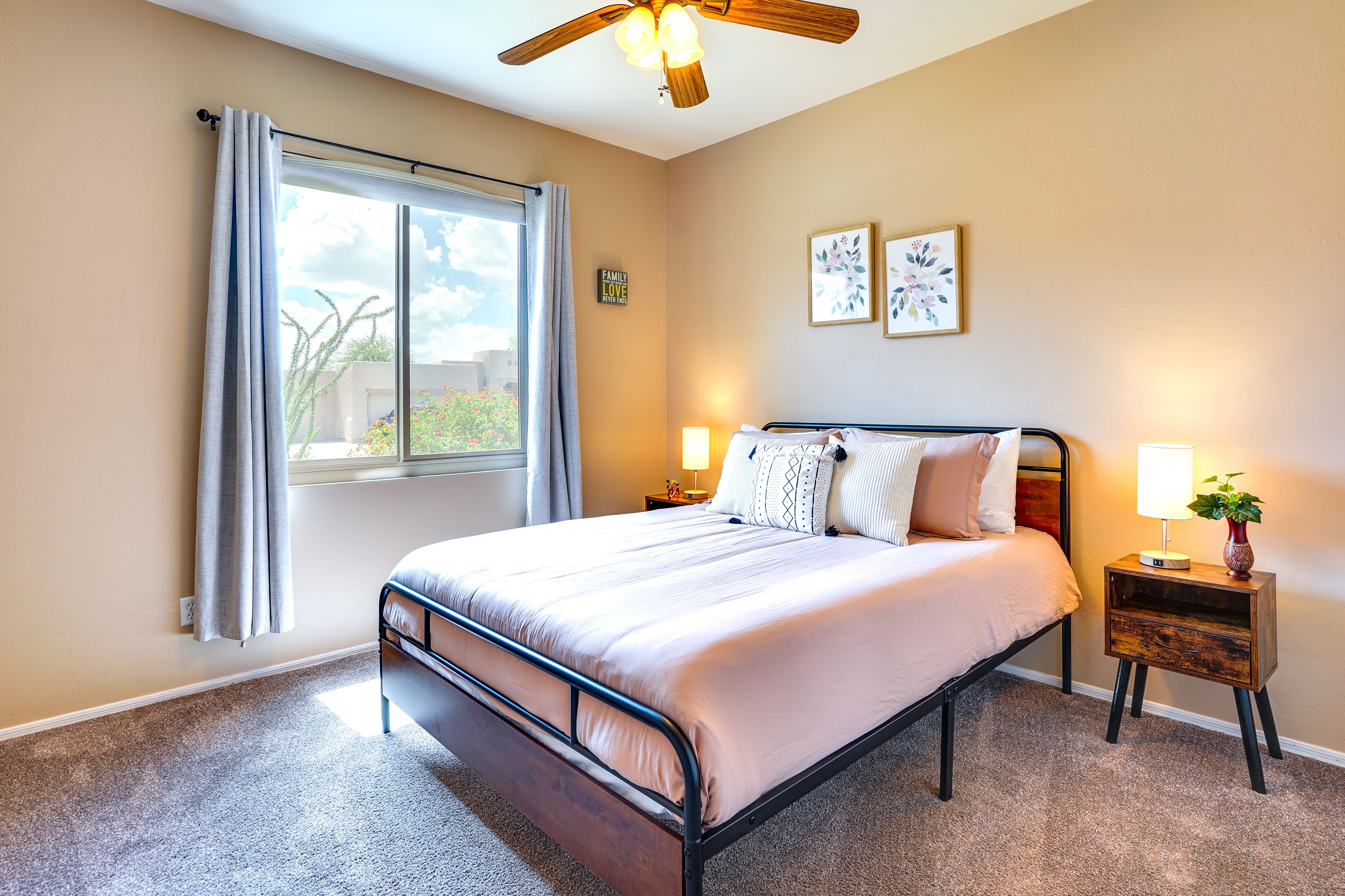 Bedroom 3 | Queen Bed