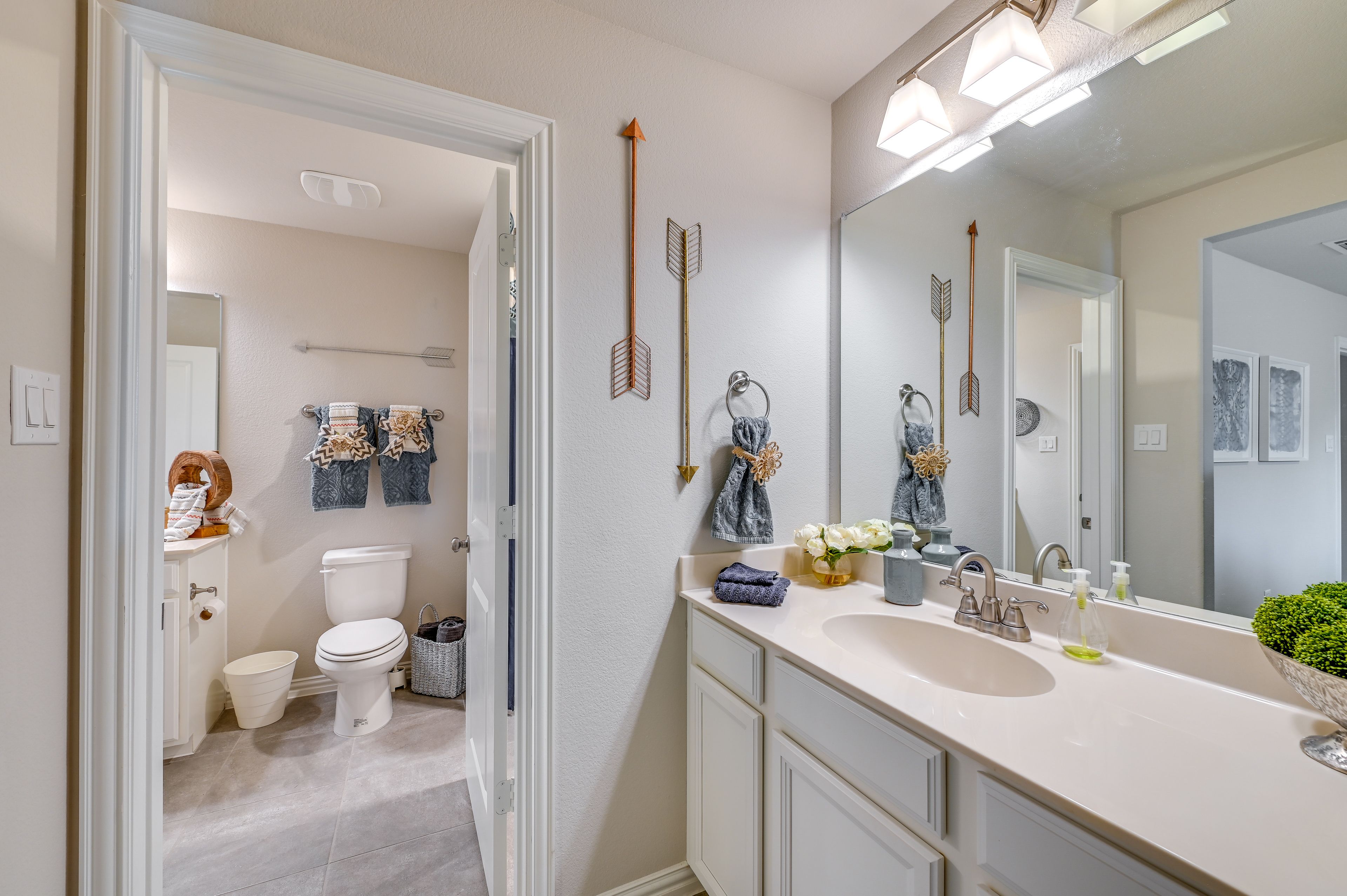 Bedroom 3 | Private Sink | Bathroom Access