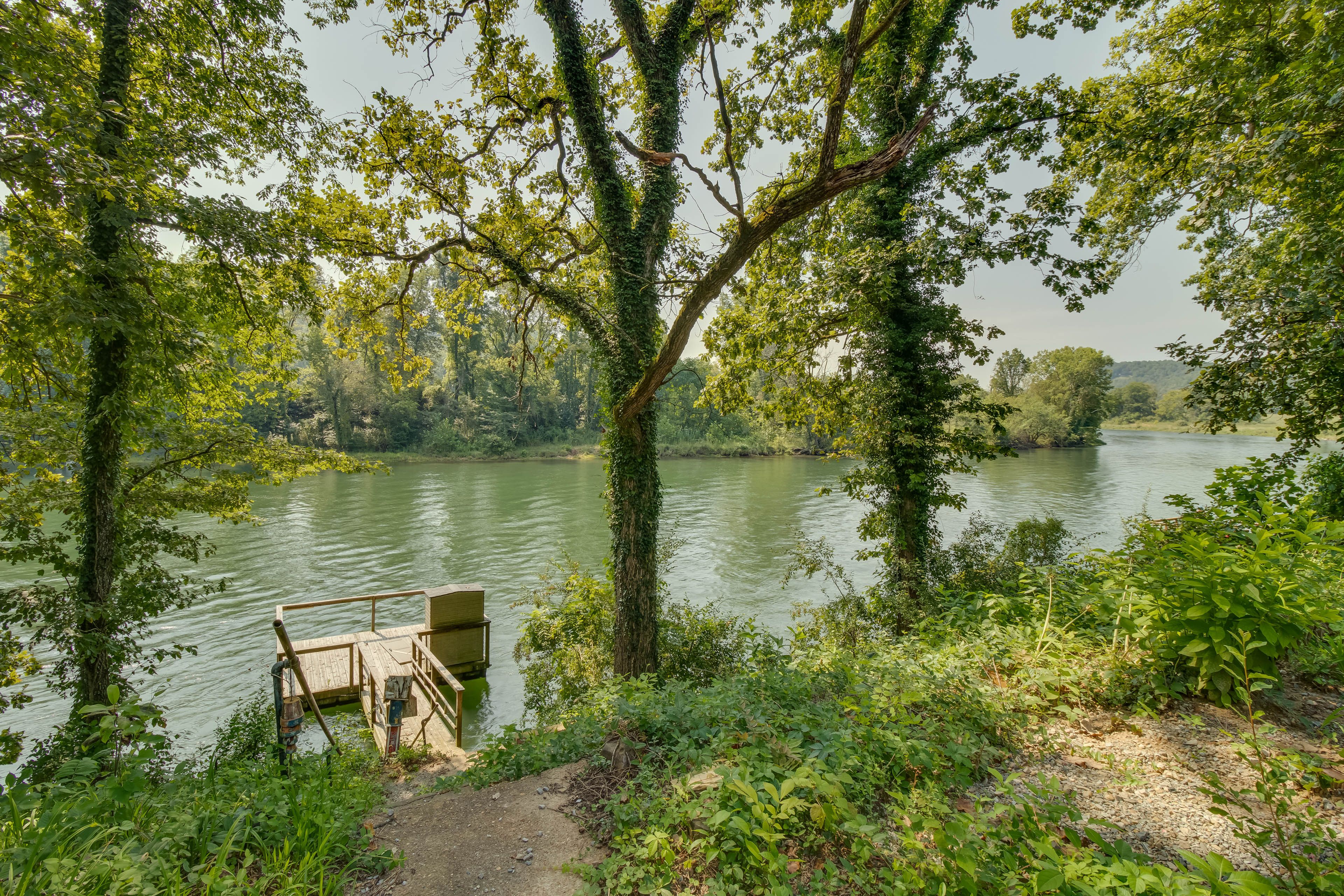 Shared Boat Dock | On Norfork River w/ Access to Norfork Lake