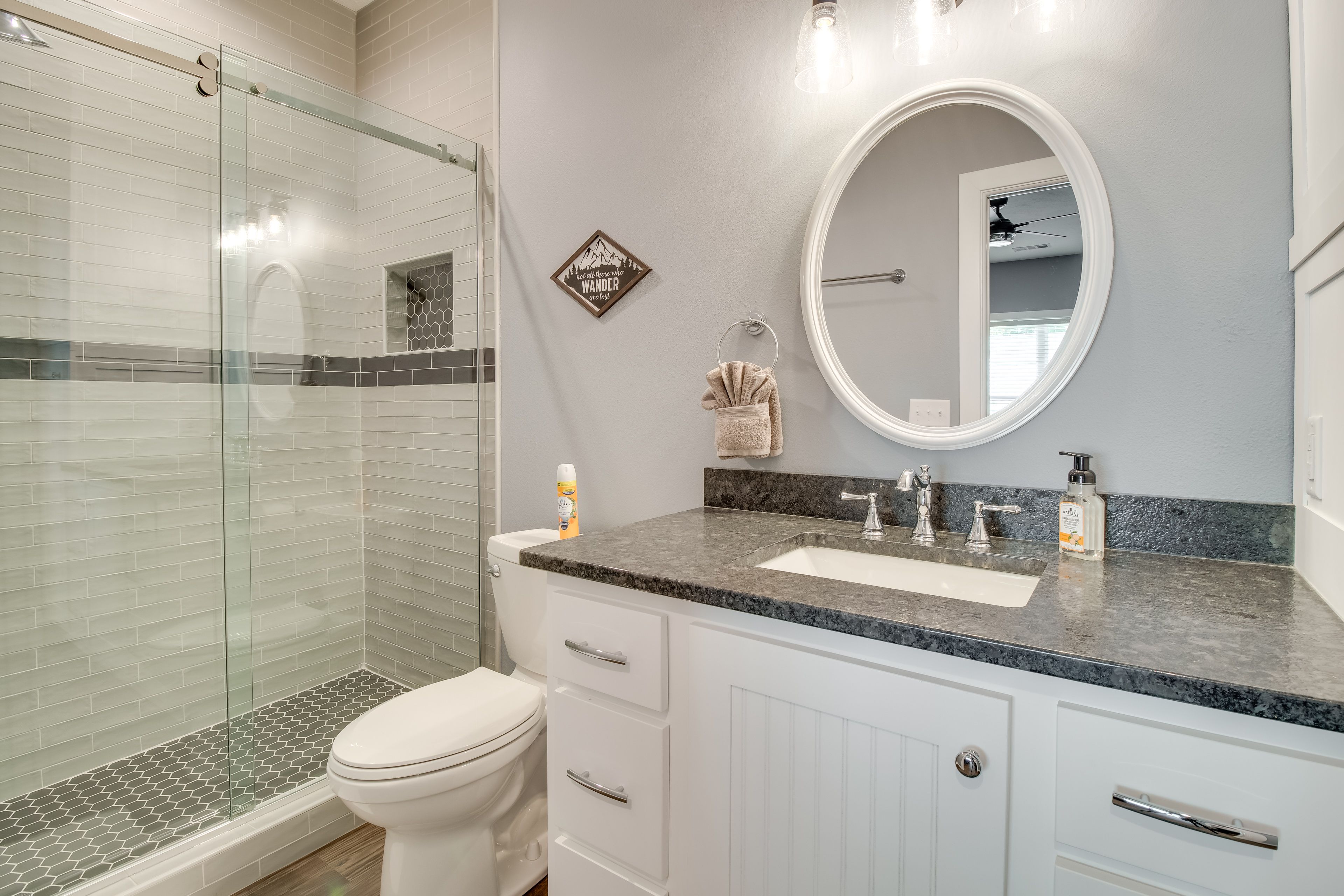 En-Suite Bathroom | Complimentary Toiletries