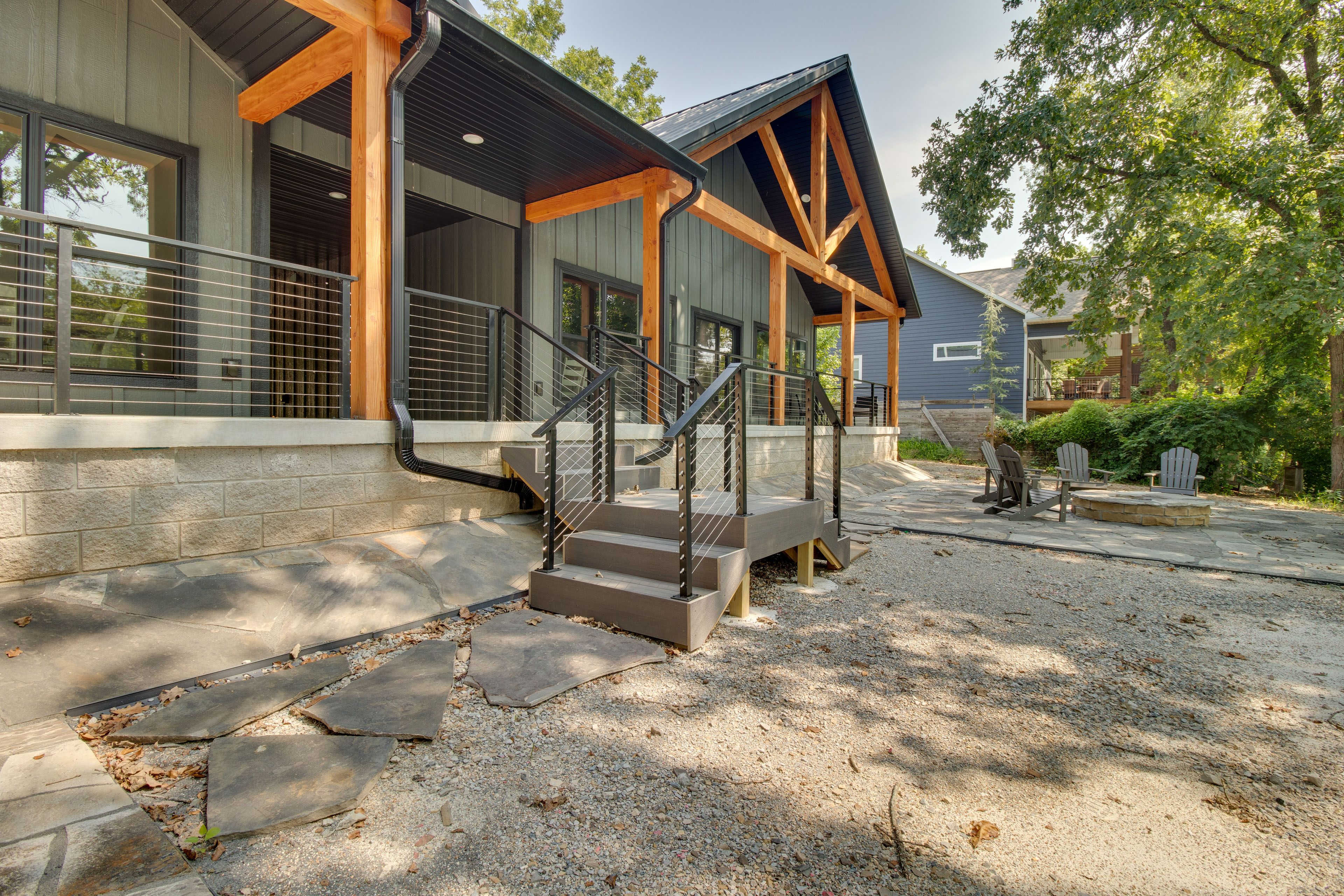 Shared Backyard | Private Patio | Fire Pit | Gas Grill