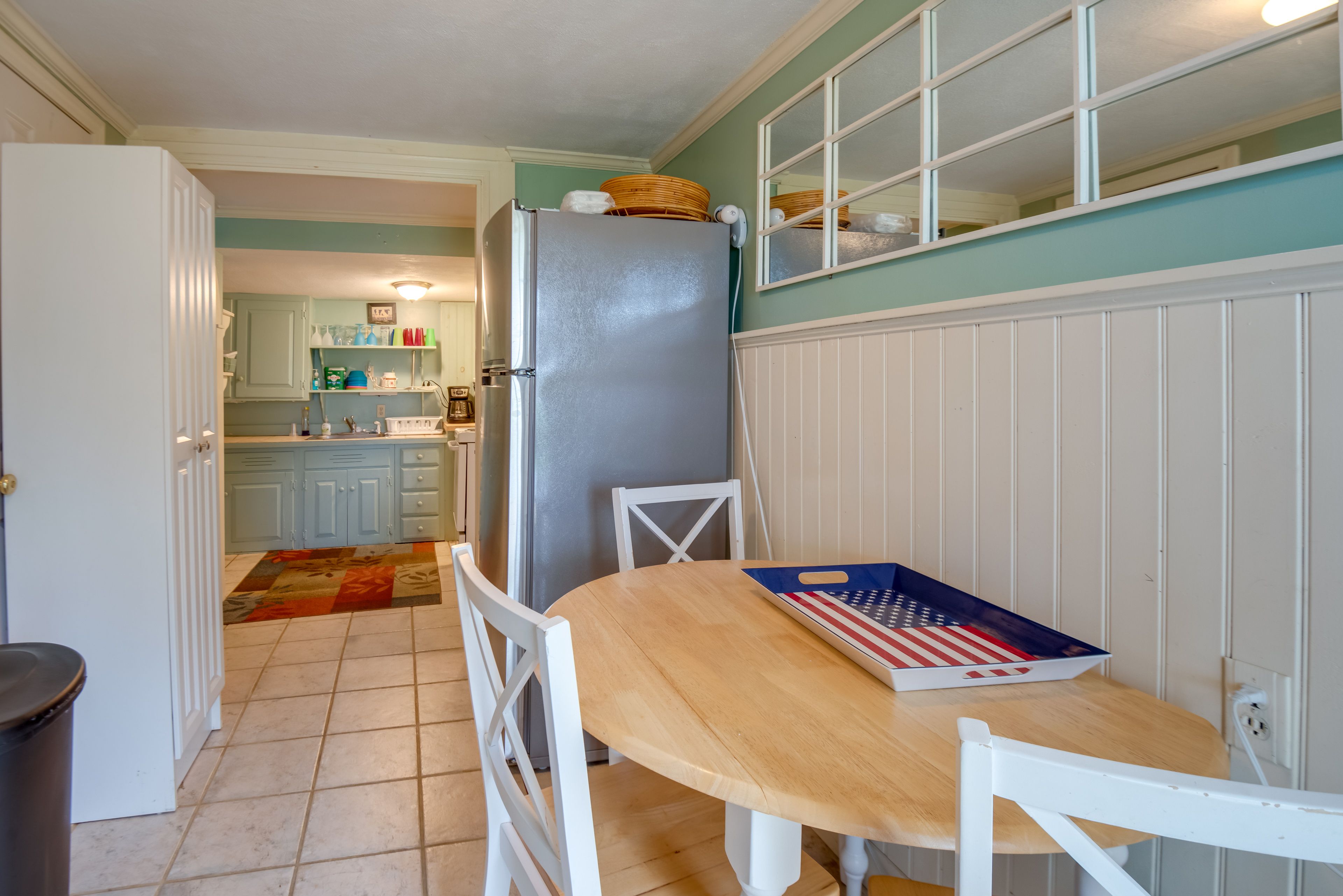 Additional Dining Area
