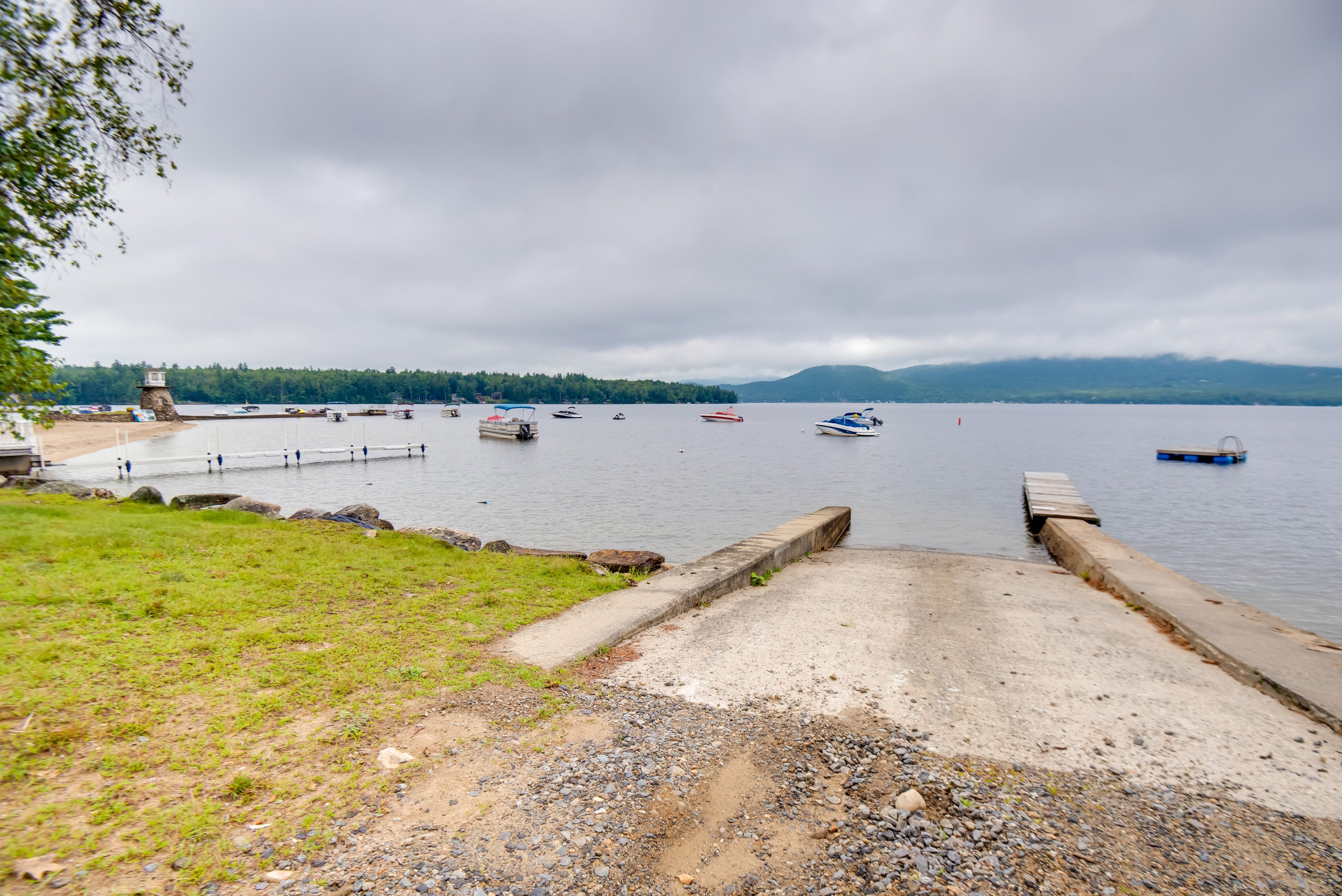 Condo Exterior | Shared Boat Launch