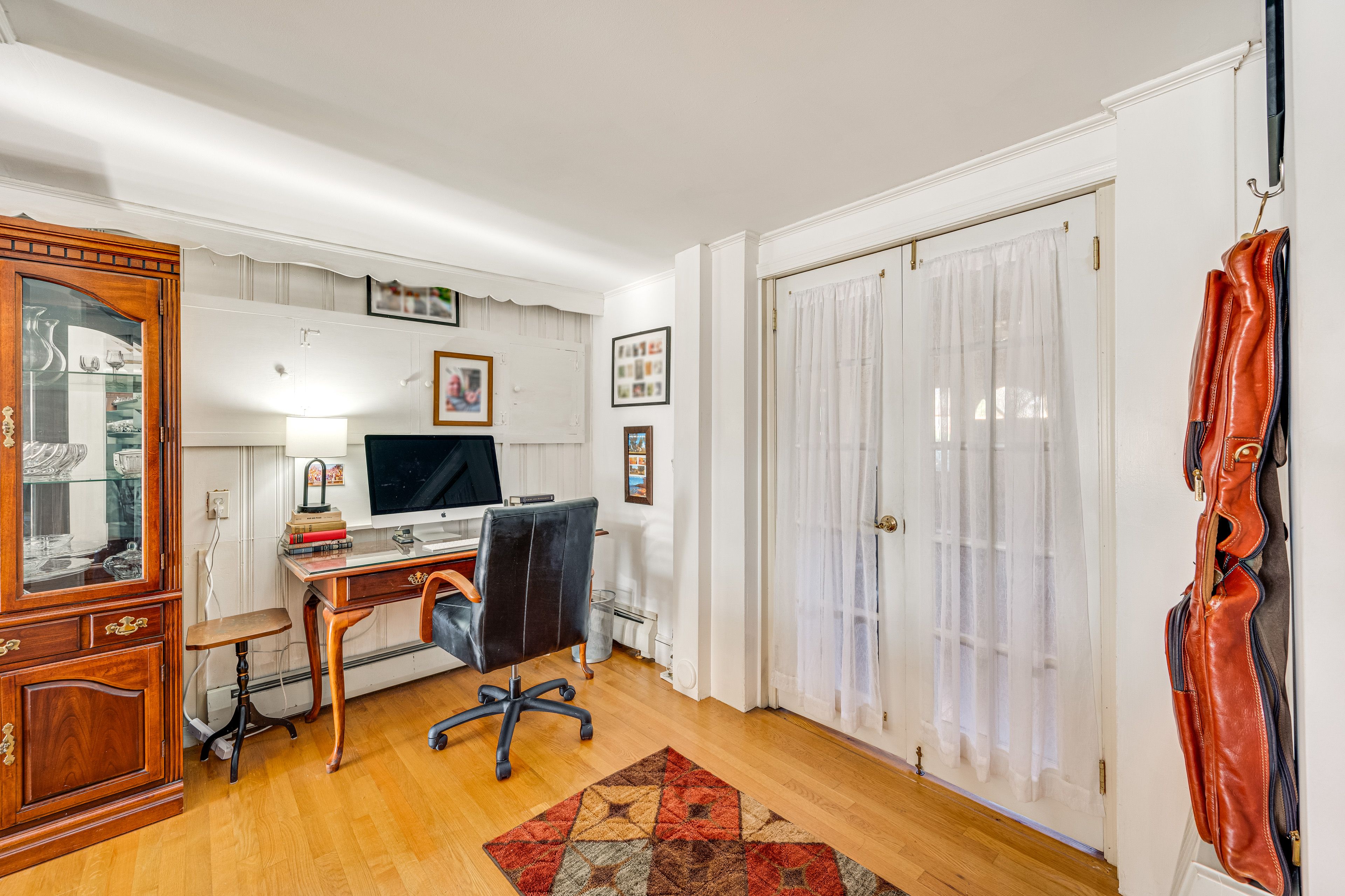 Office | Laptop Workspace | Full Bed | Fireplace Not for Guest Use
