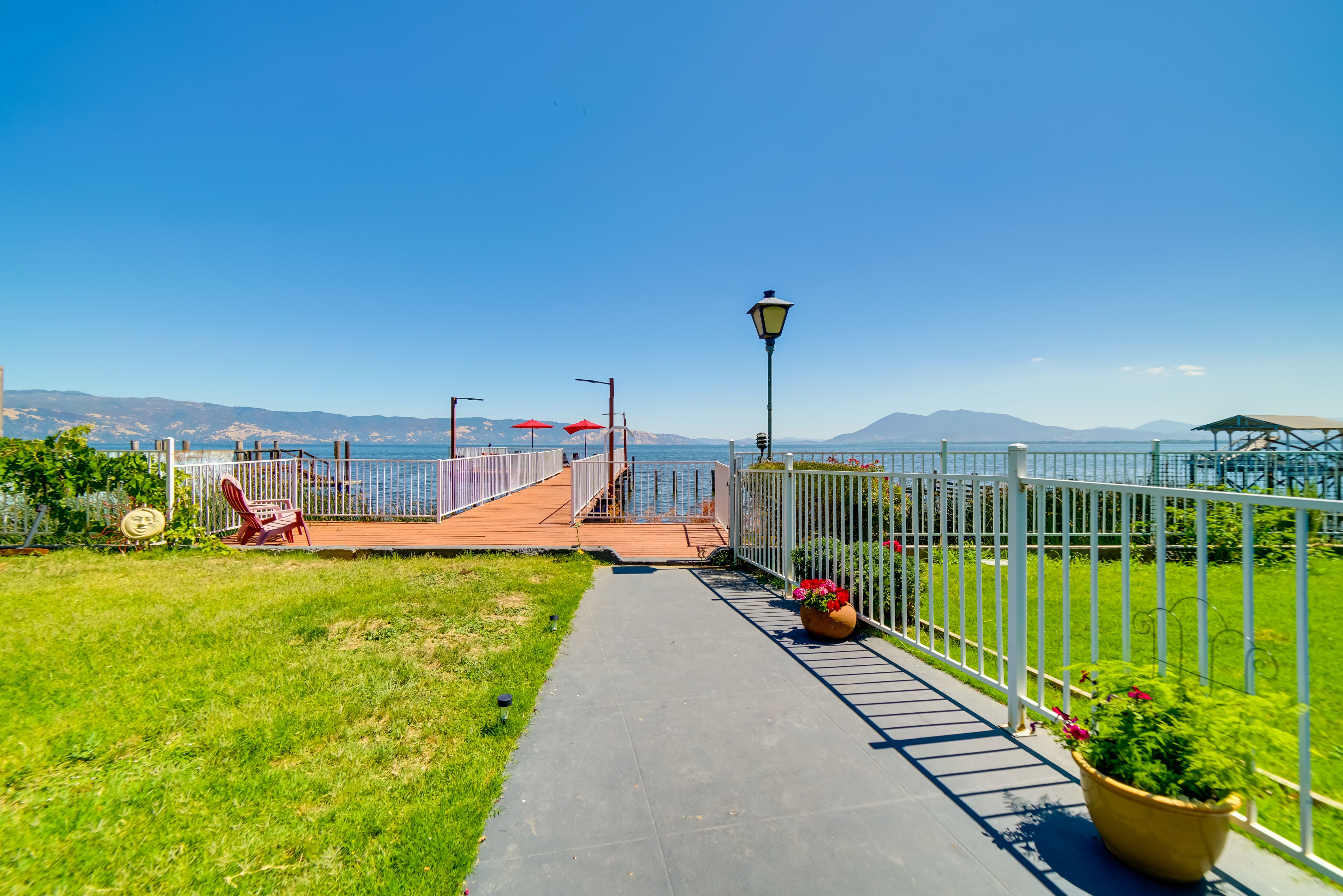 Pier