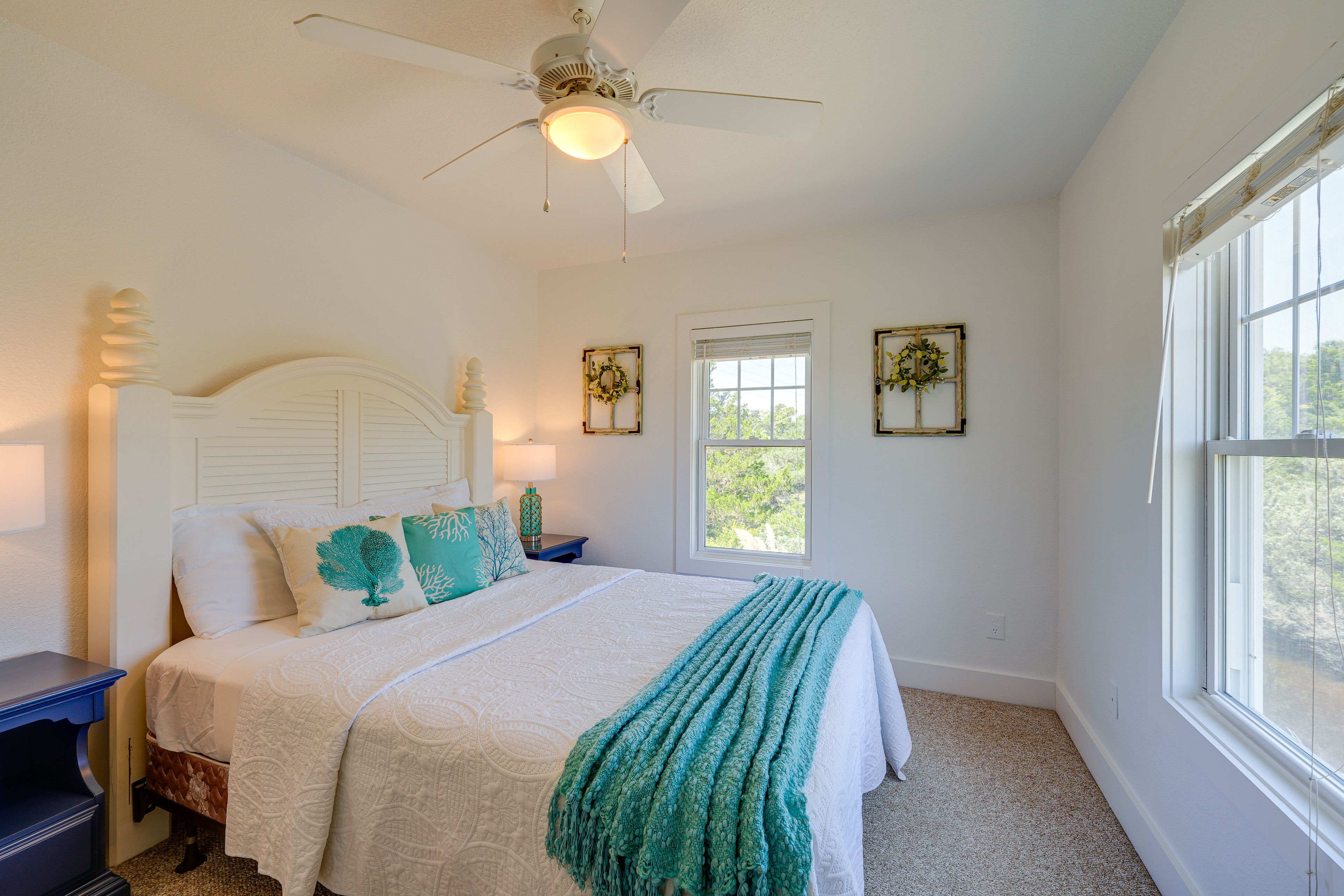 Bedroom 1 | Queen Bed | 1st Floor | Linens Provided