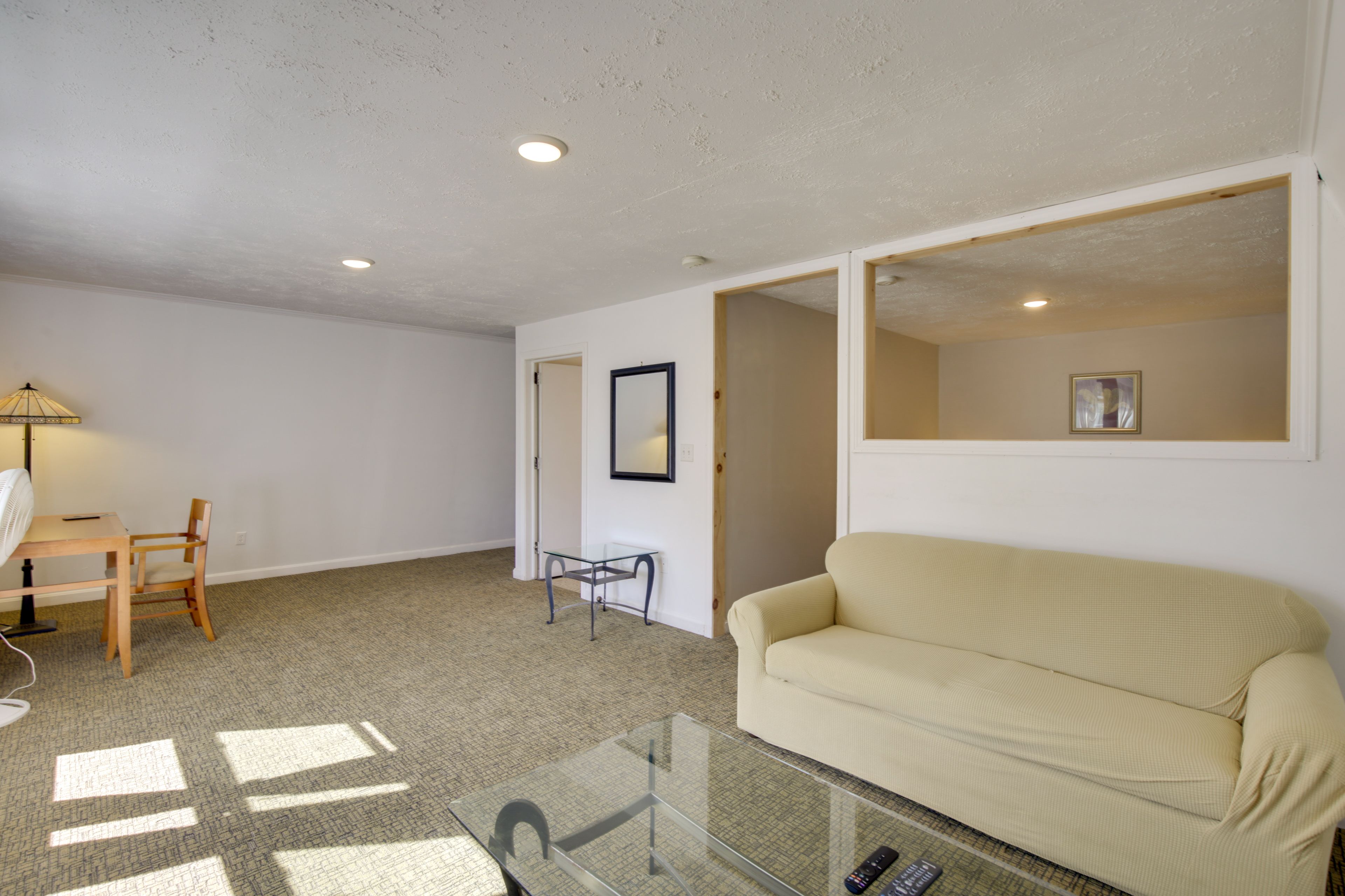 Living Area | Smart TV w/ Cable | Laptop Workspace