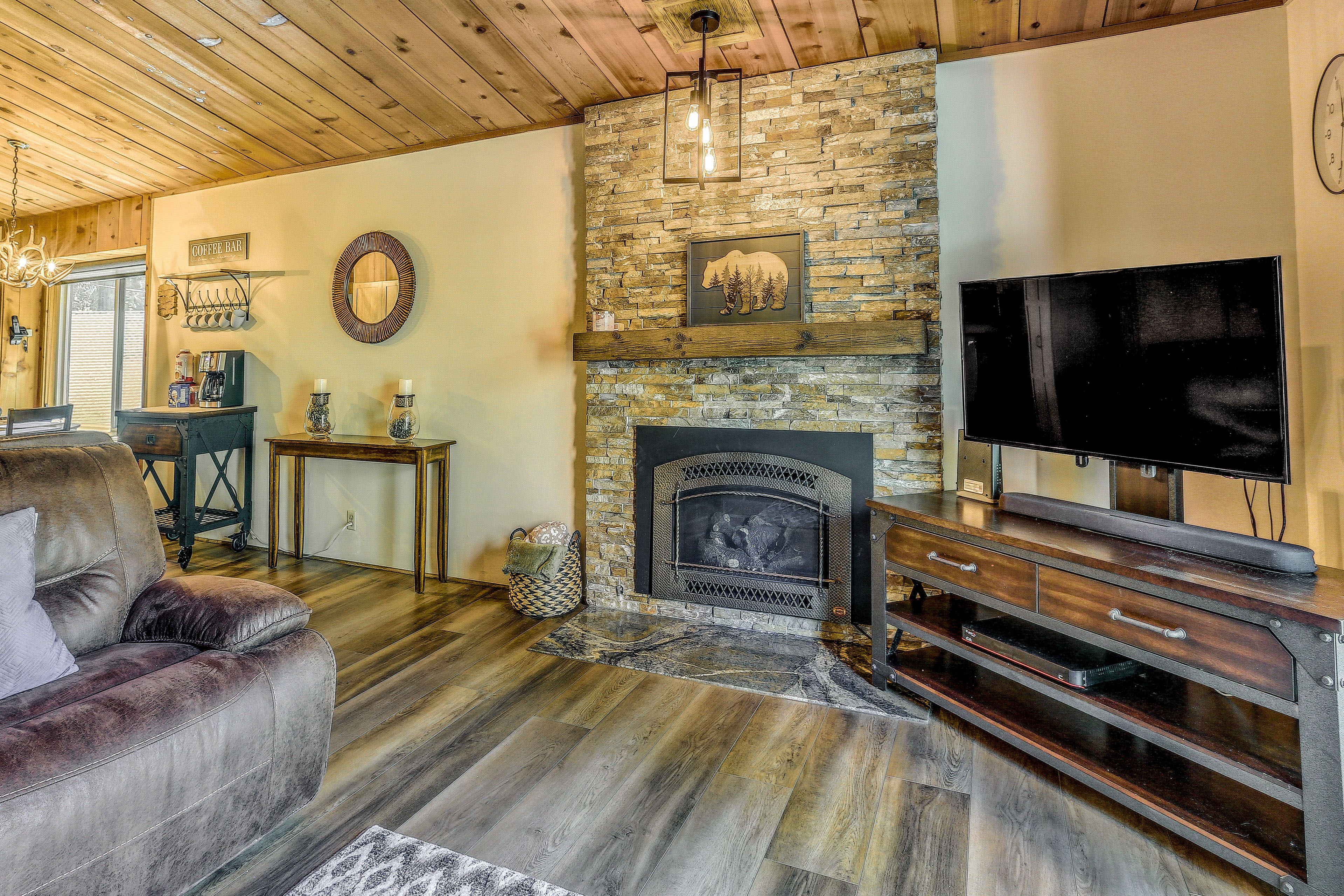 Living Room | Smart TV | Electric Fireplace