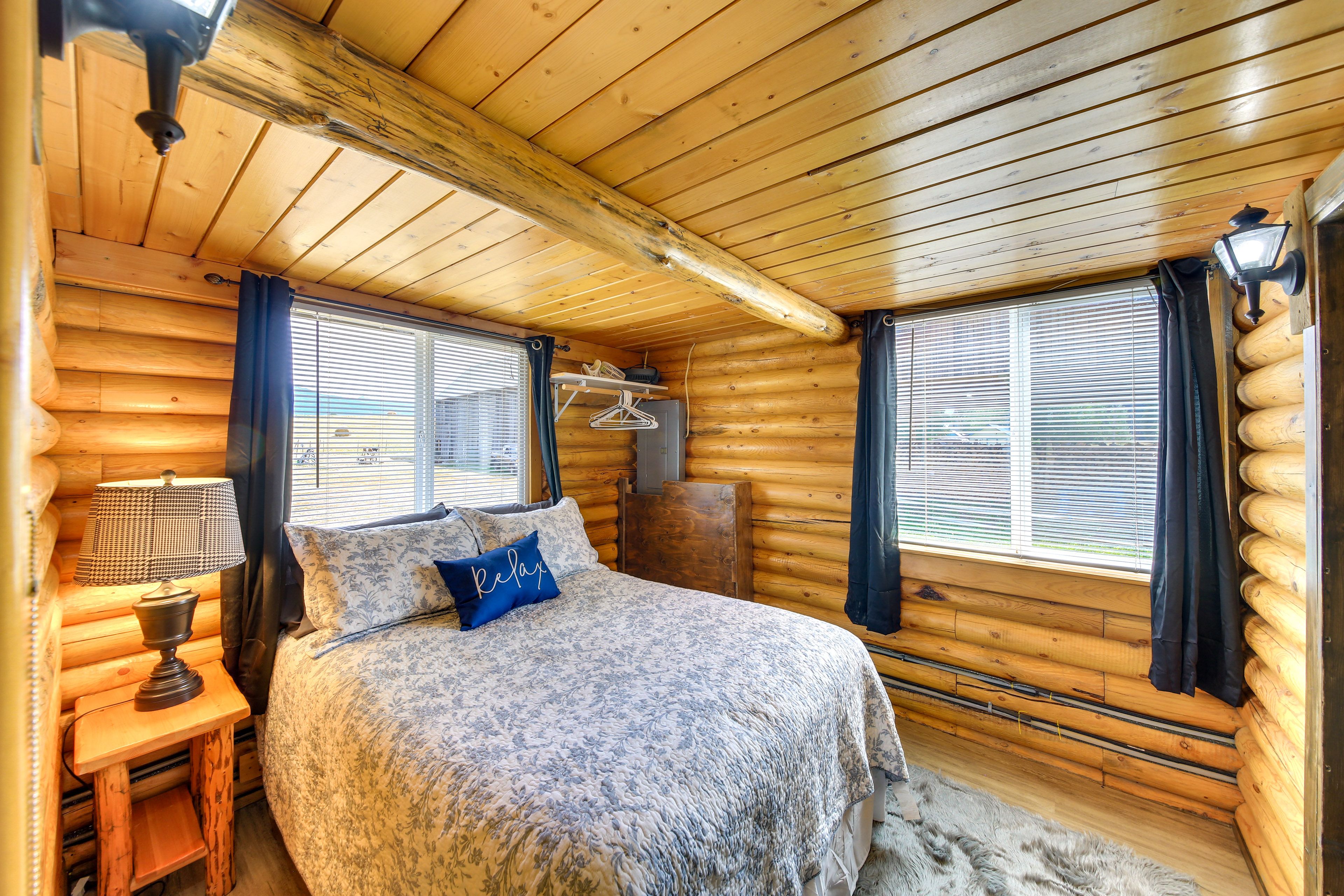 Bedroom | Full Bed | Linens Provided