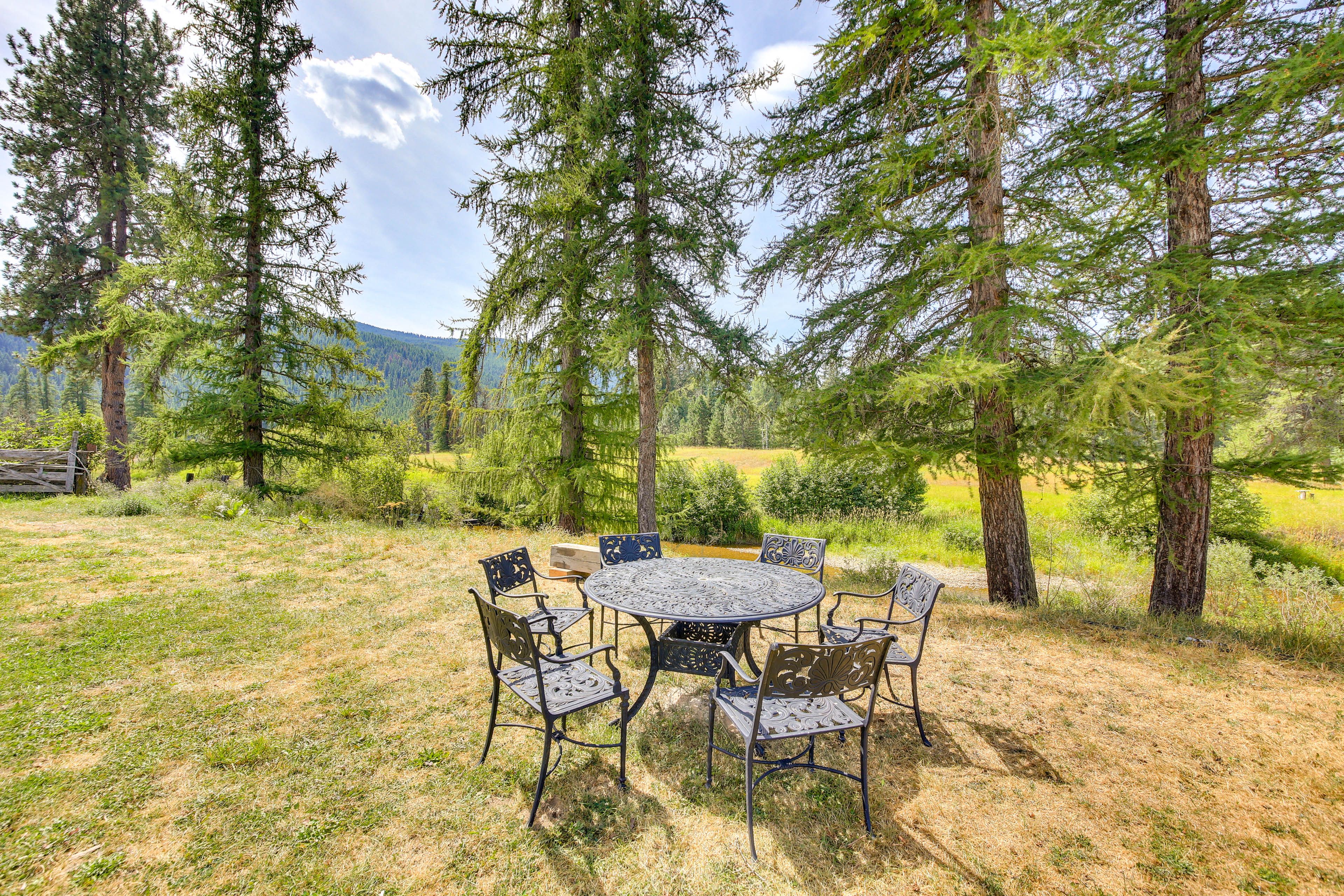 Outdoor Dining Area