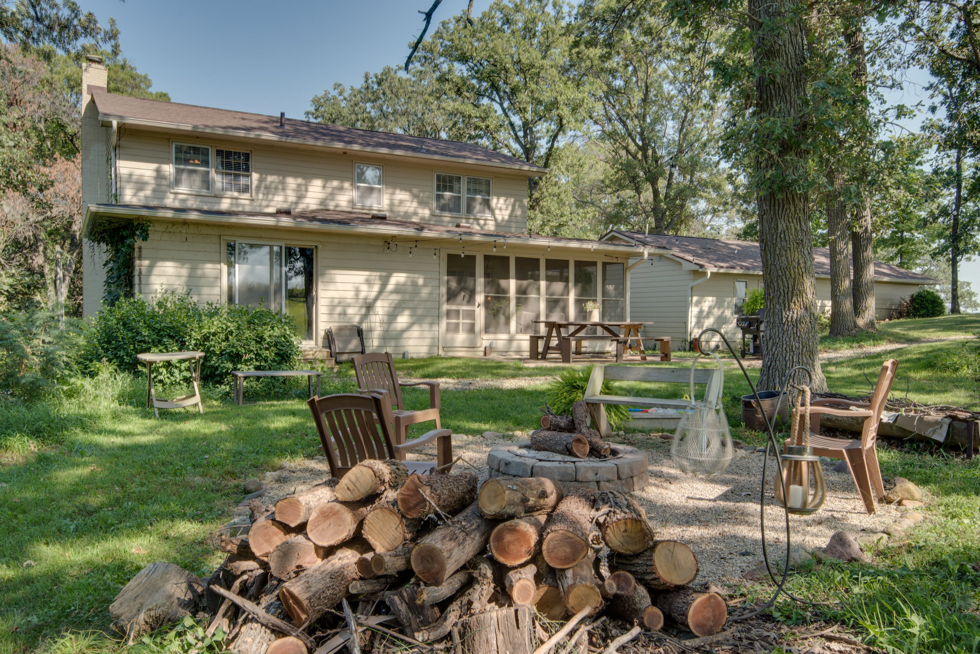 Backyard | Fire Pit | Yard Games