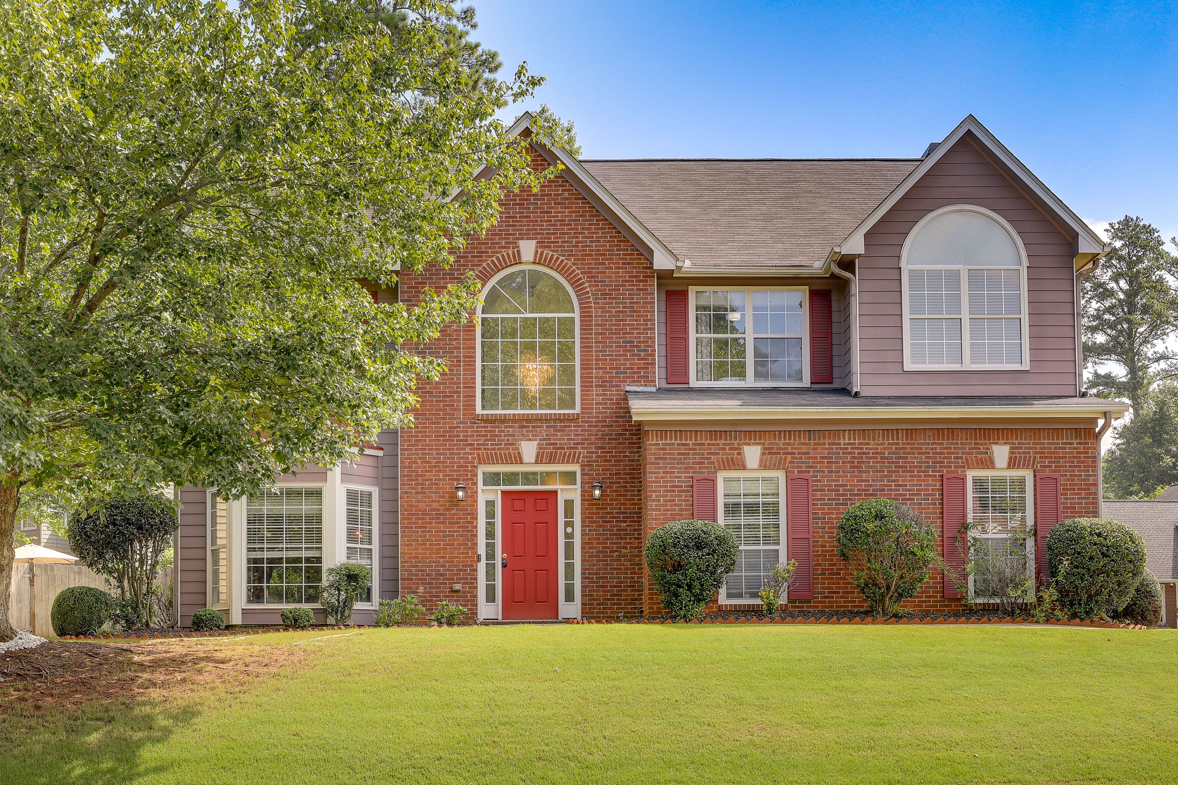 Roswell Vacation Rental | 3BR | 1.5BA | Stairs Required | 2,498 Sq Ft