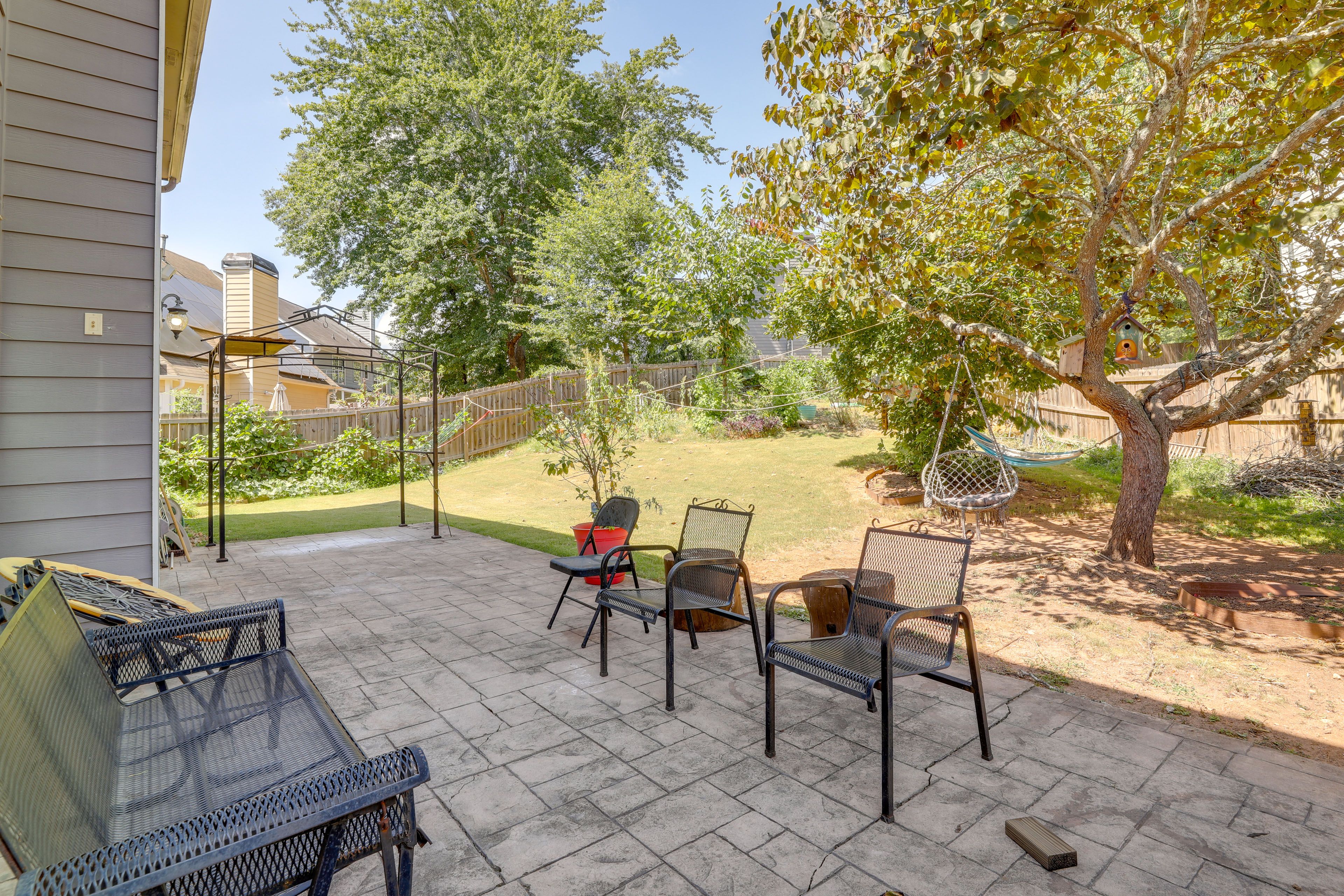 Patio | Outdoor Seating