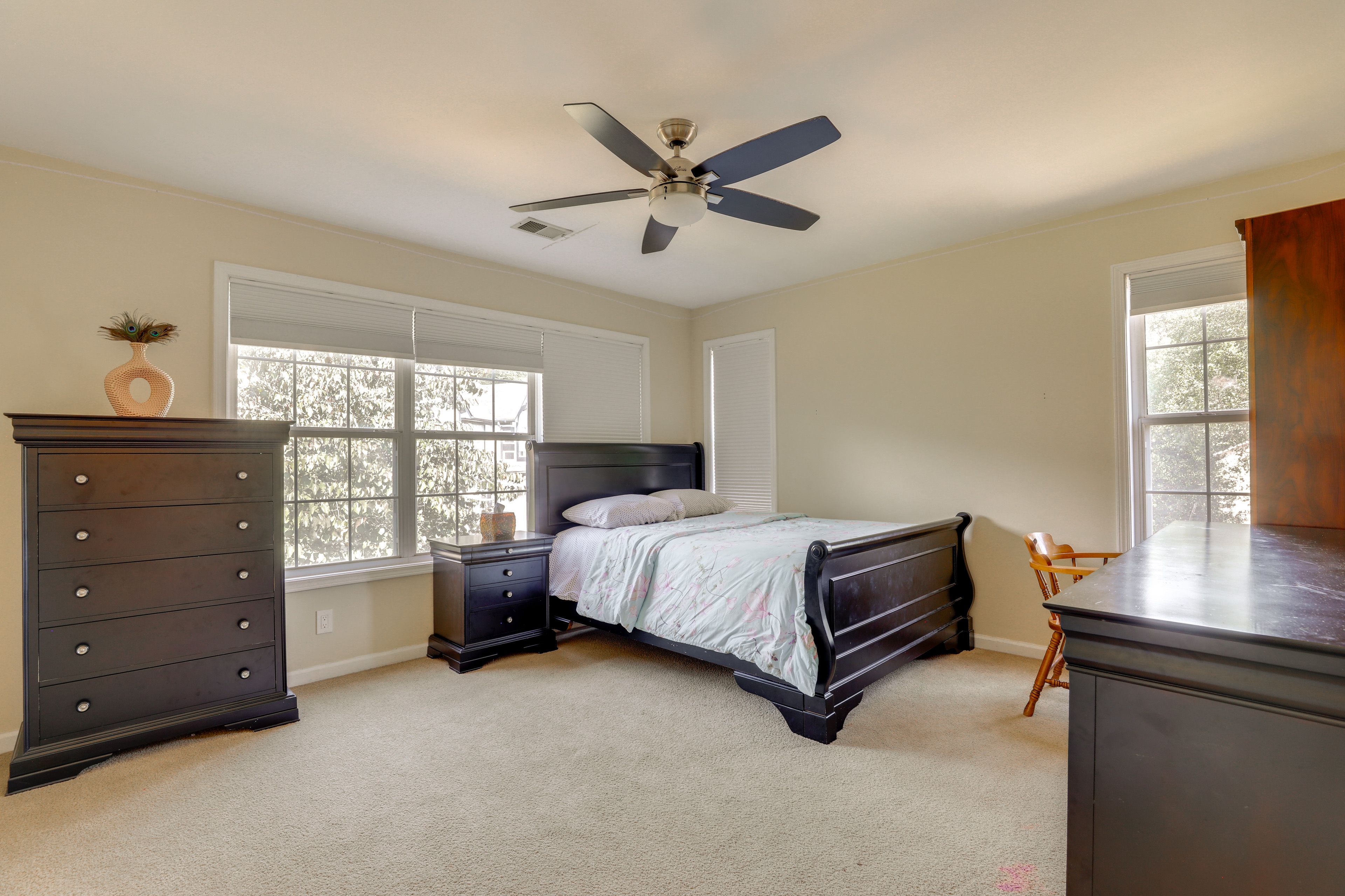 Bedroom 2 | Queen Bed | 2nd Floor