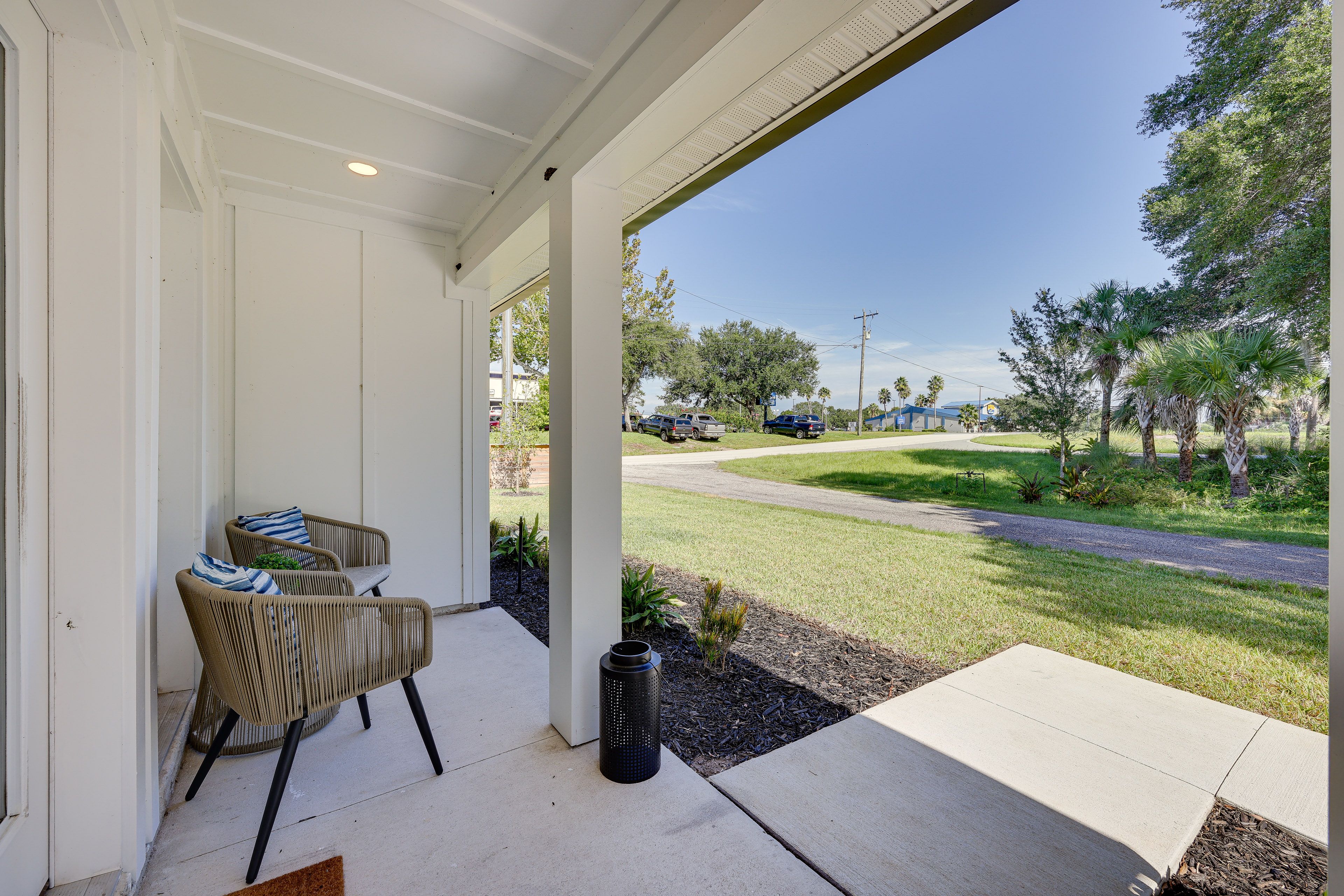Front Porch | Main Entrance