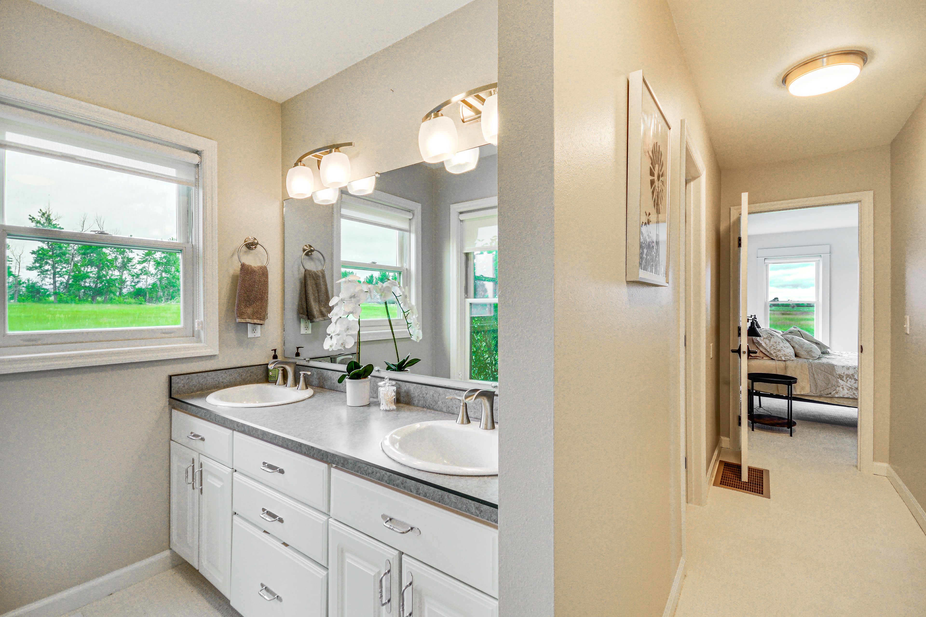 Full Bathroom