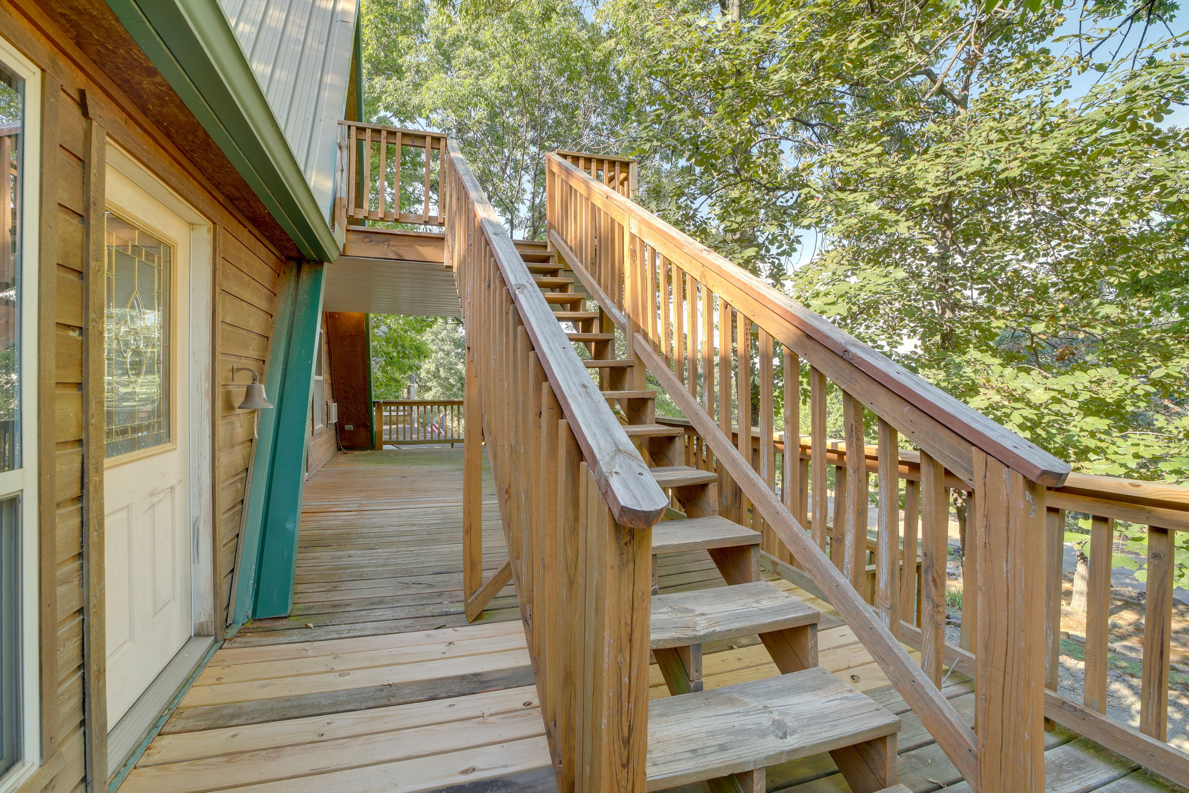 Lower Deck