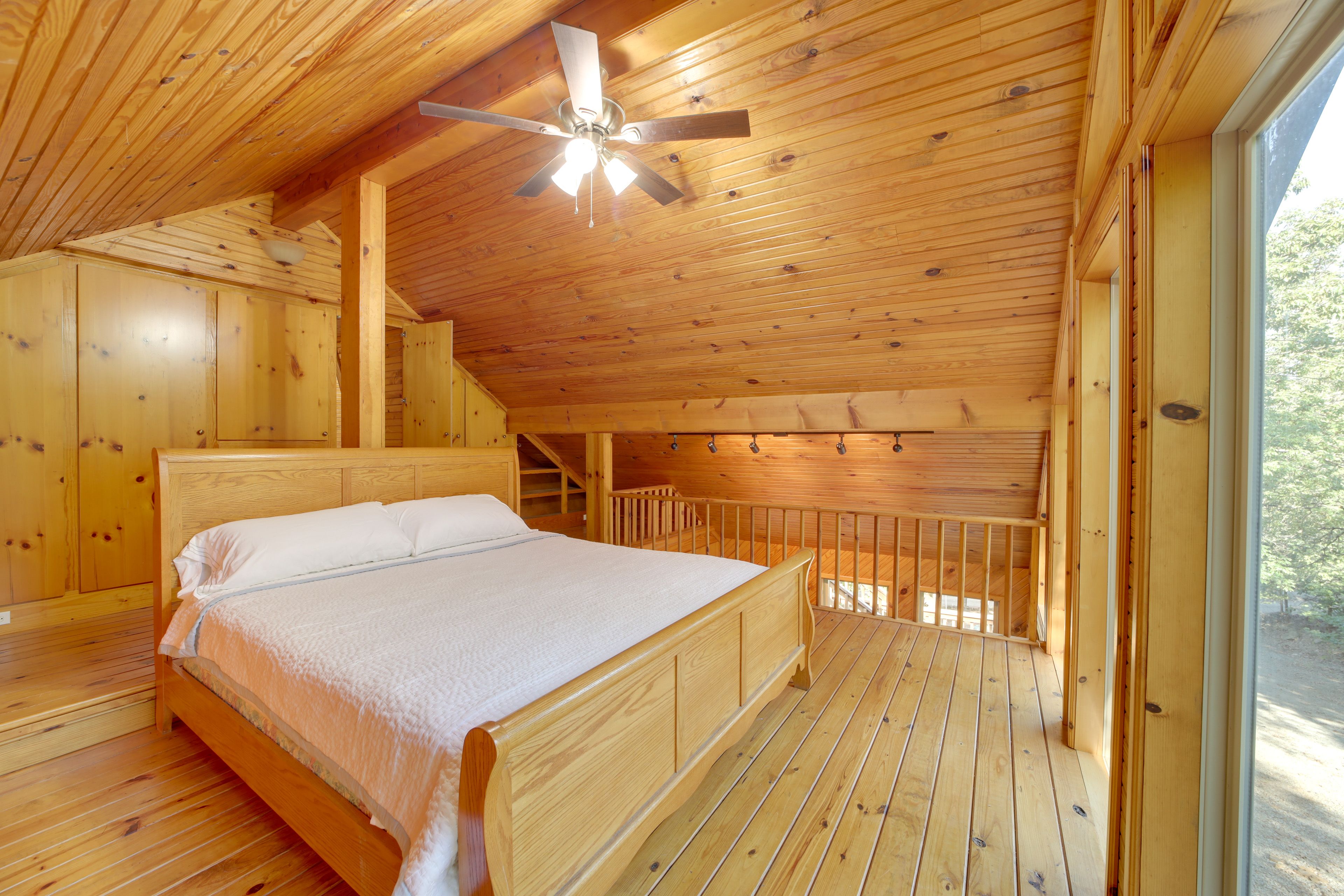 Bedroom 6 | California King Bed | Upper Level | Linens Provided