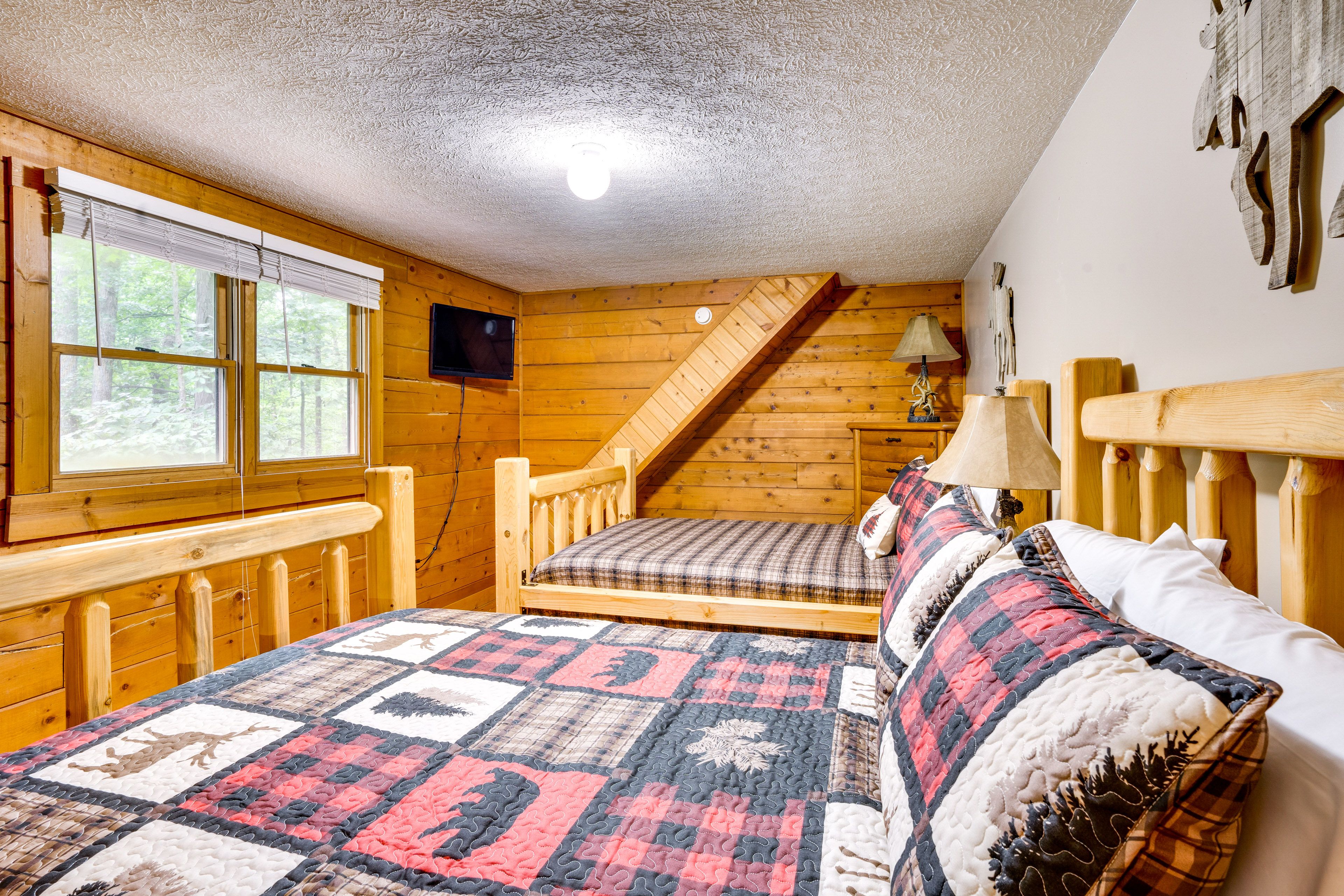 Bedroom 2 | Upper Level | 2 Full Beds