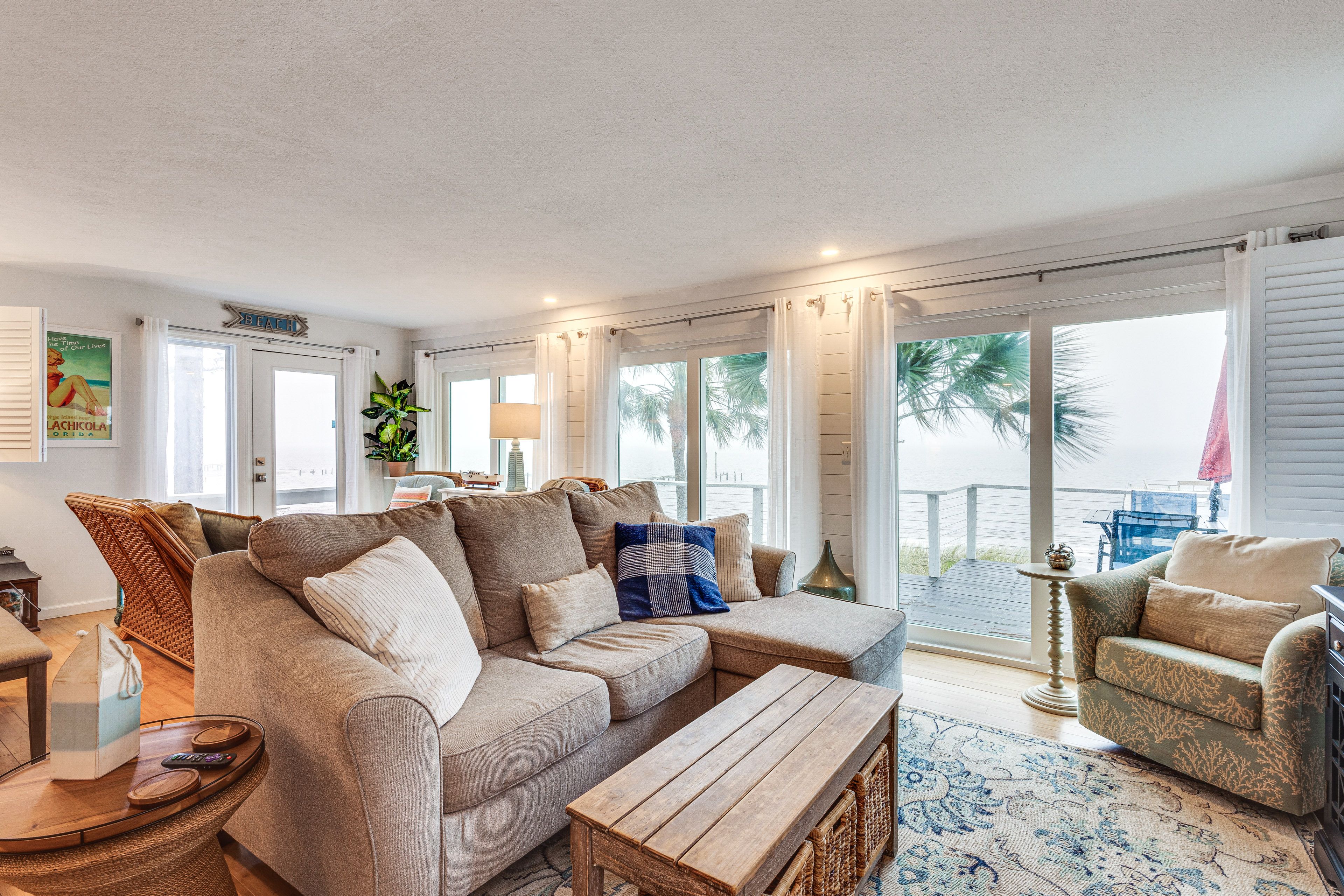 Living Room | 2nd Floor | Smart TV | High-Speed WiFi