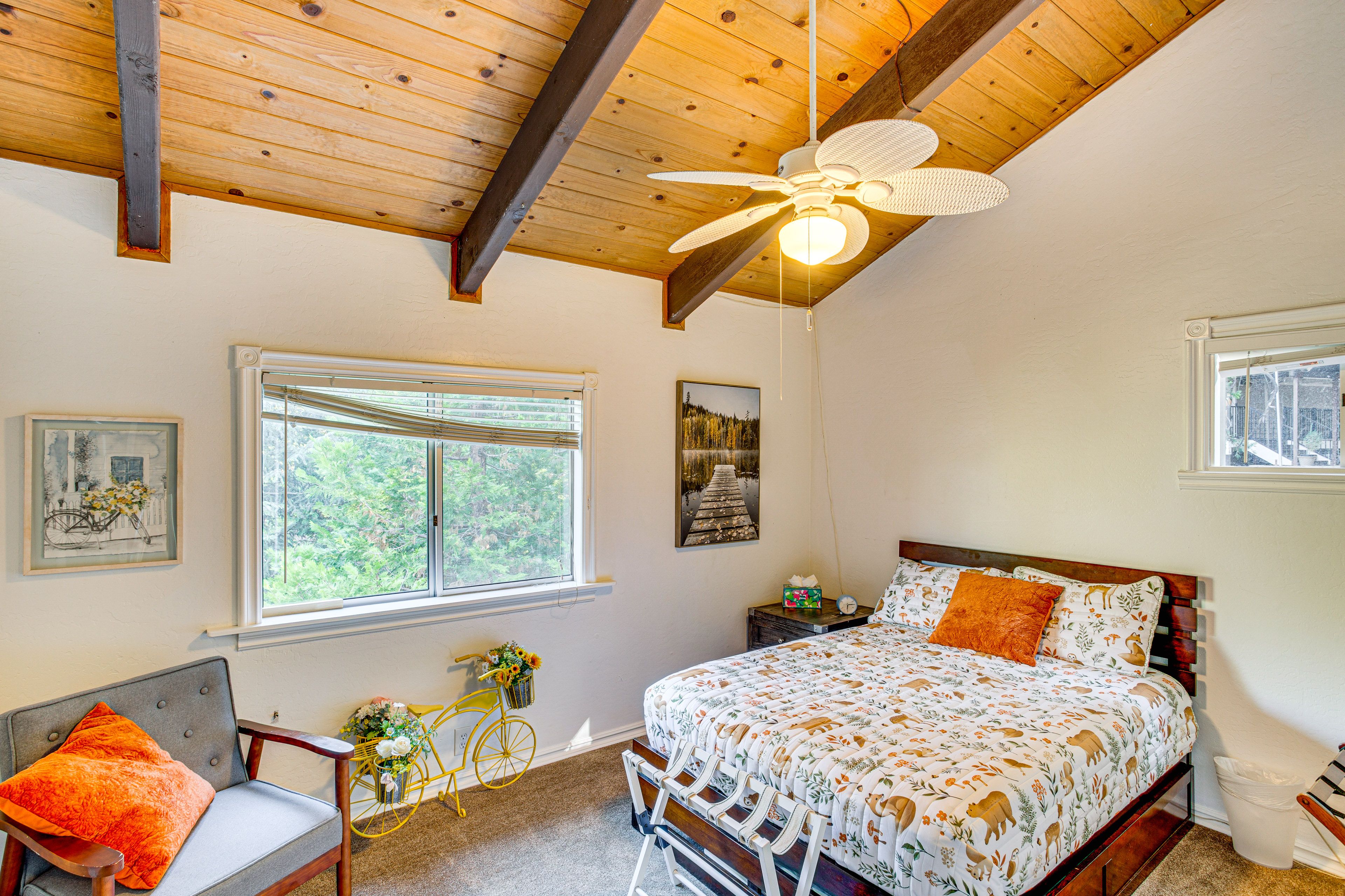 Bedroom 2 | Queen Bed w/ Twin Trundle | 3rd Floor