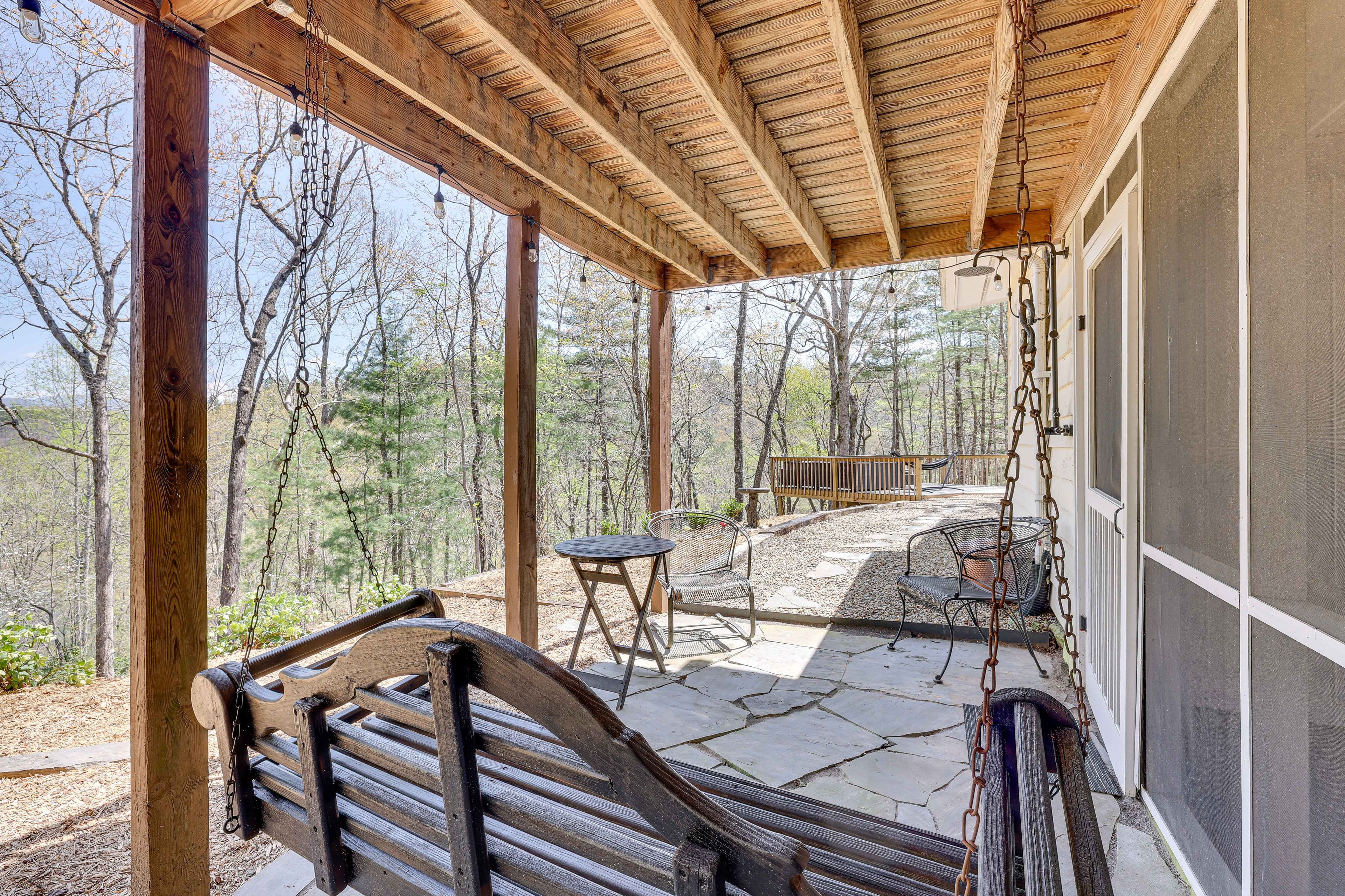 Patio | Outdoor Shower