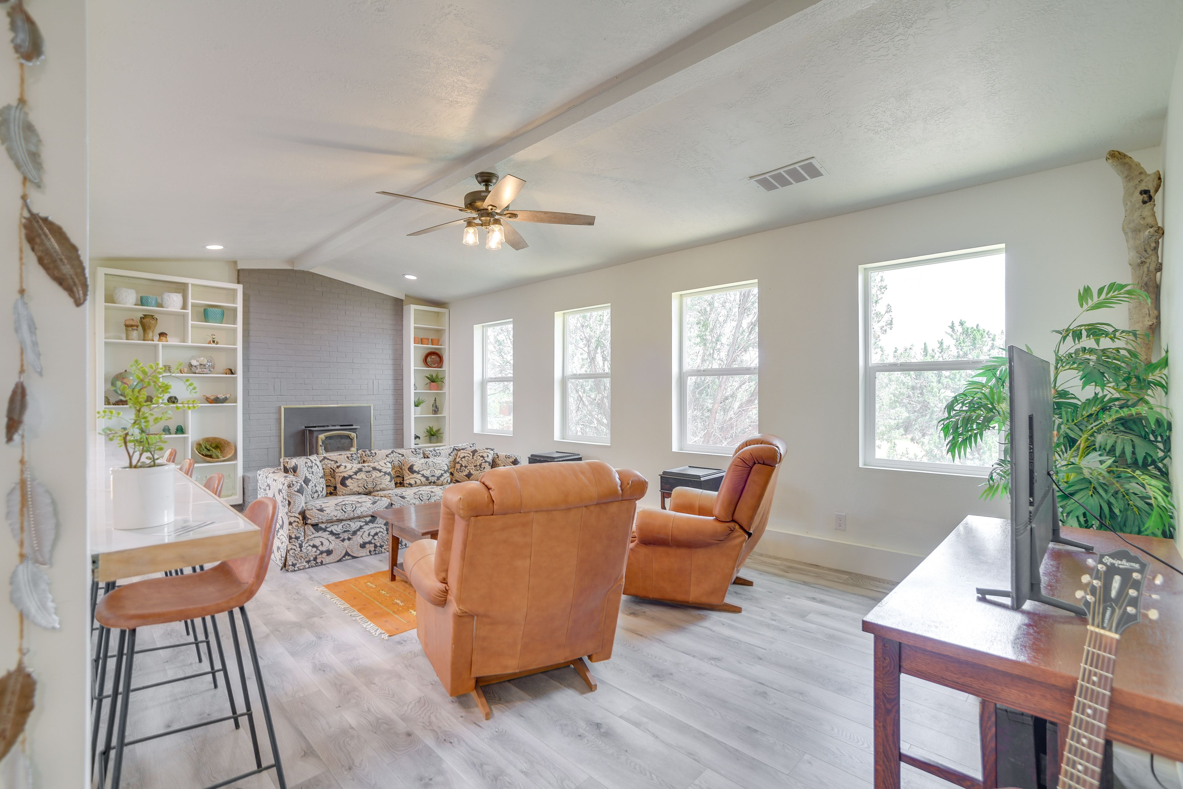 Living Room | Smart TV