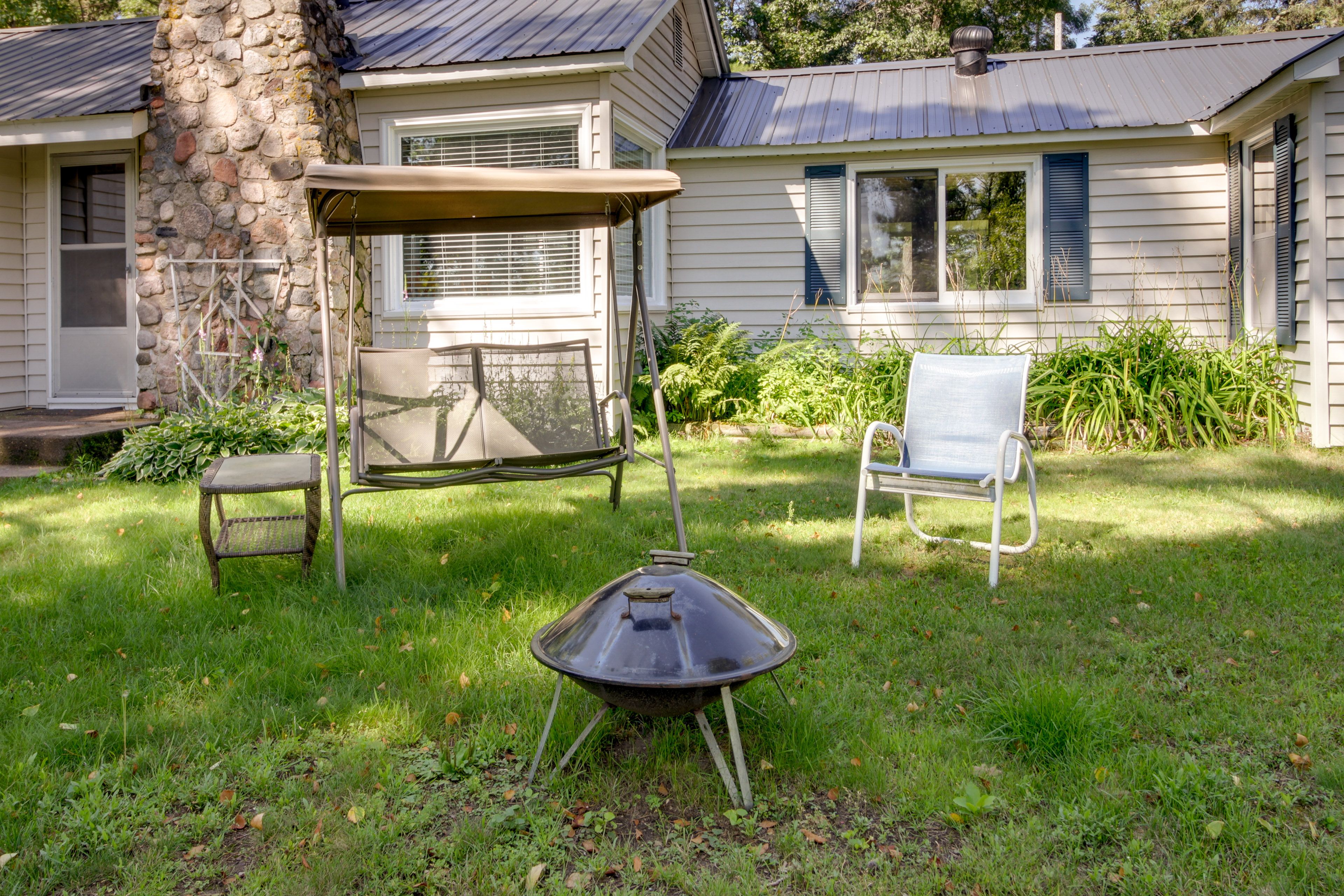 Fire Pit | Outdoor Seating