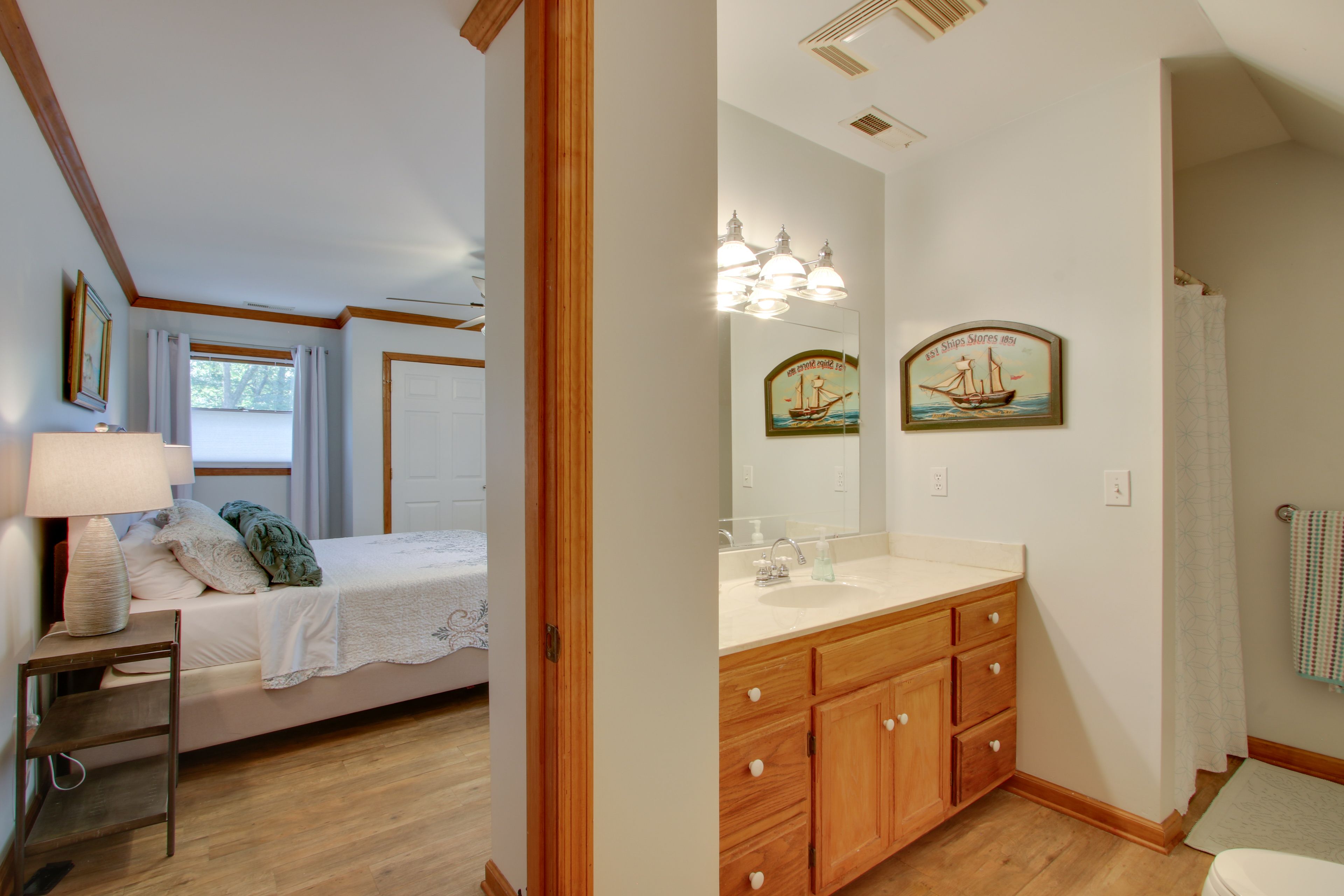 En-Suite Bathroom