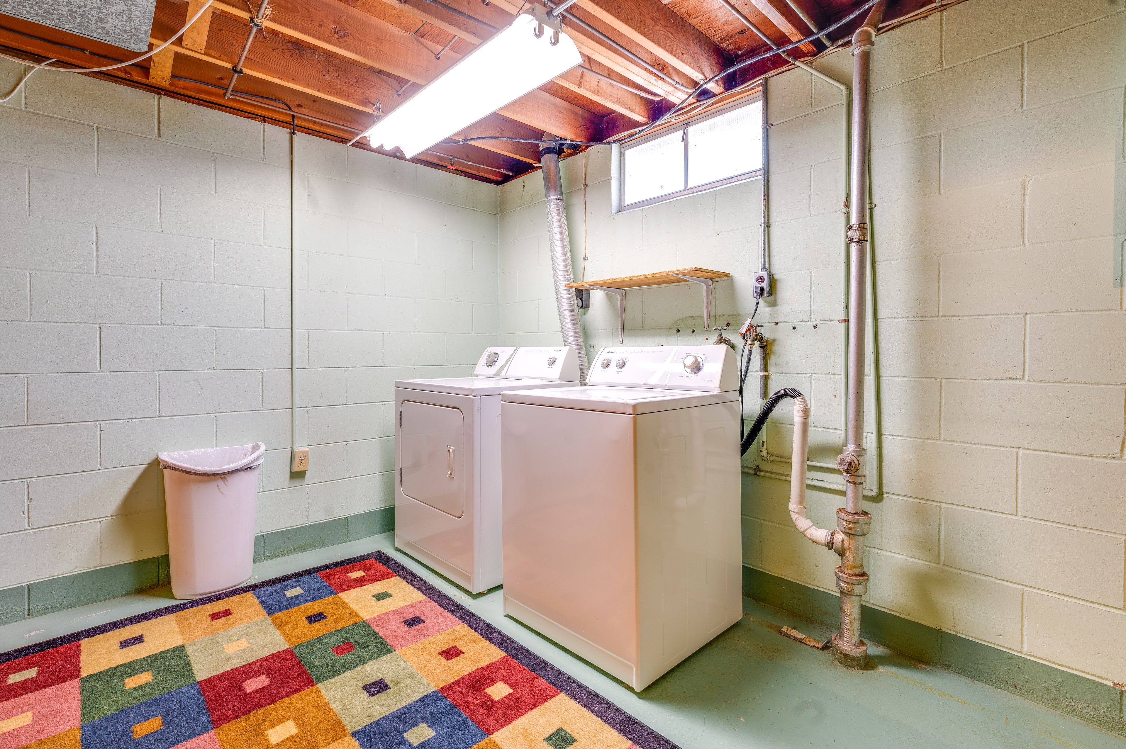 Laundry Room | Basement