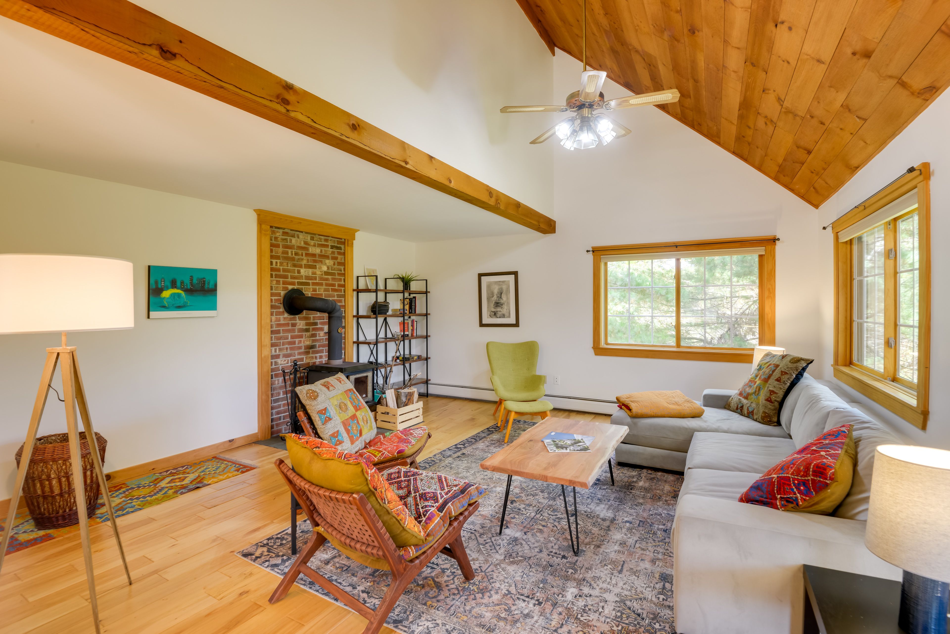 Living Room | Free WiFi