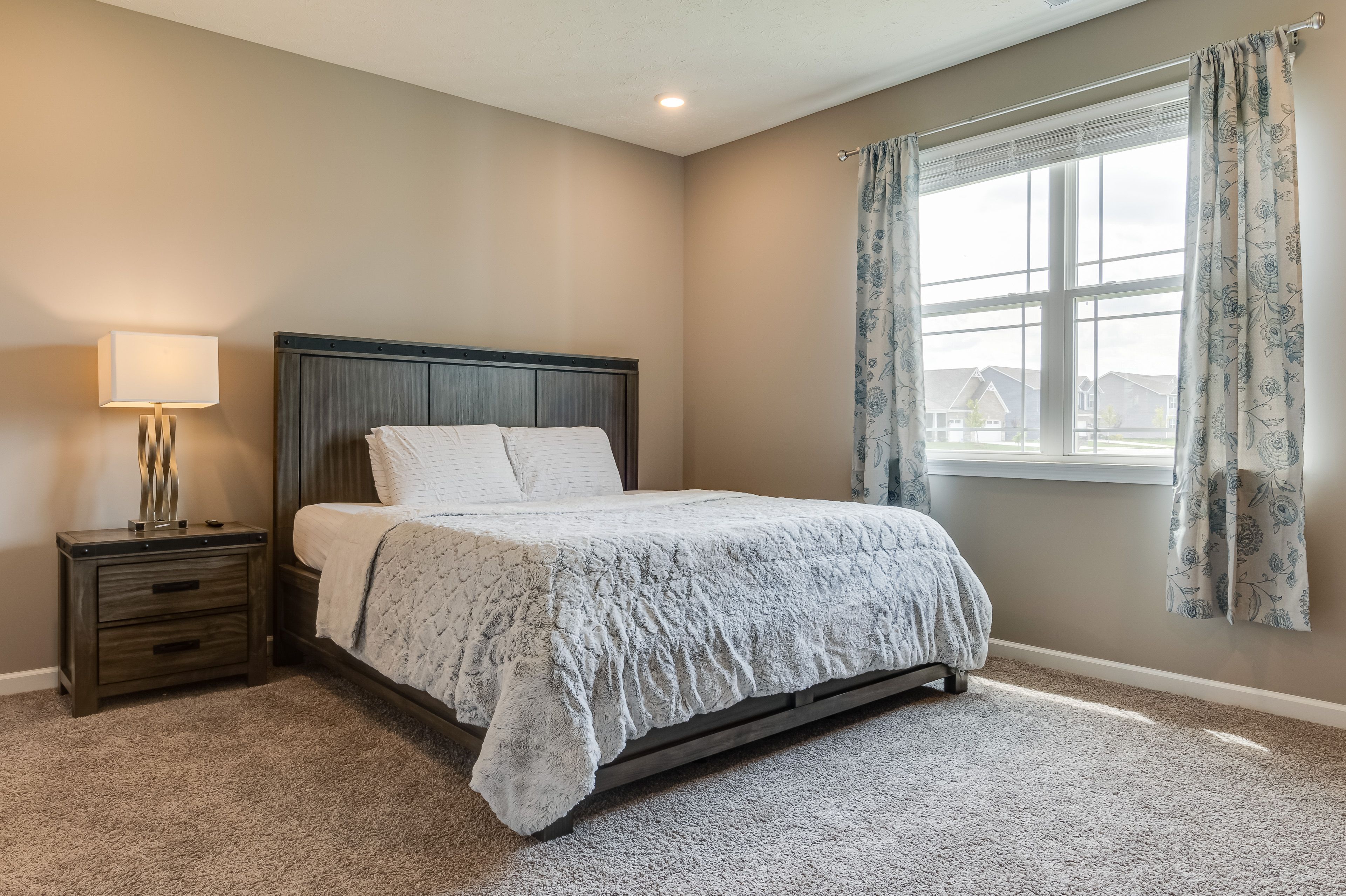 Bedroom 1 | King Bed | En-Suite Bathroom