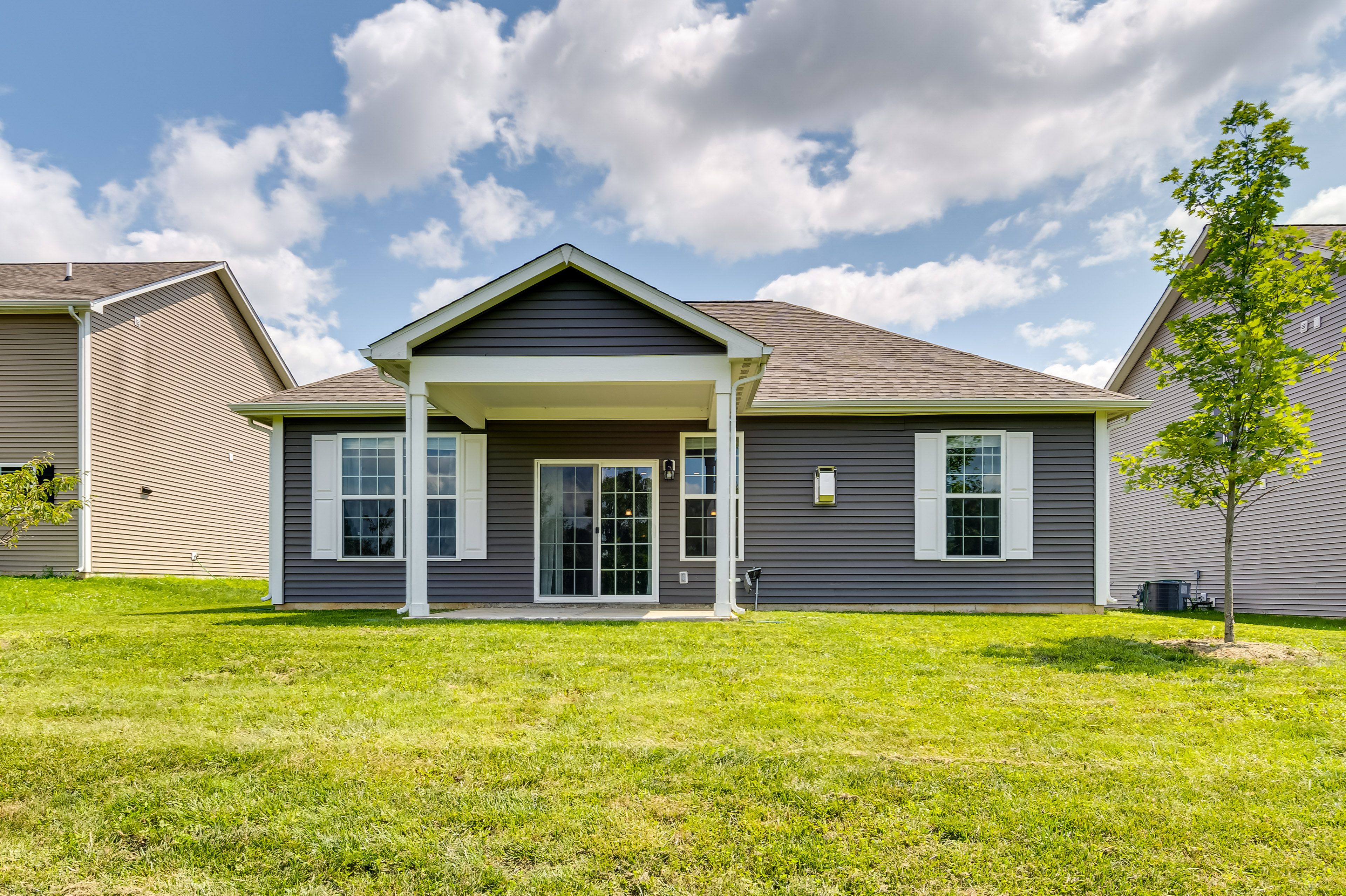 Home Exterior | Yard Area