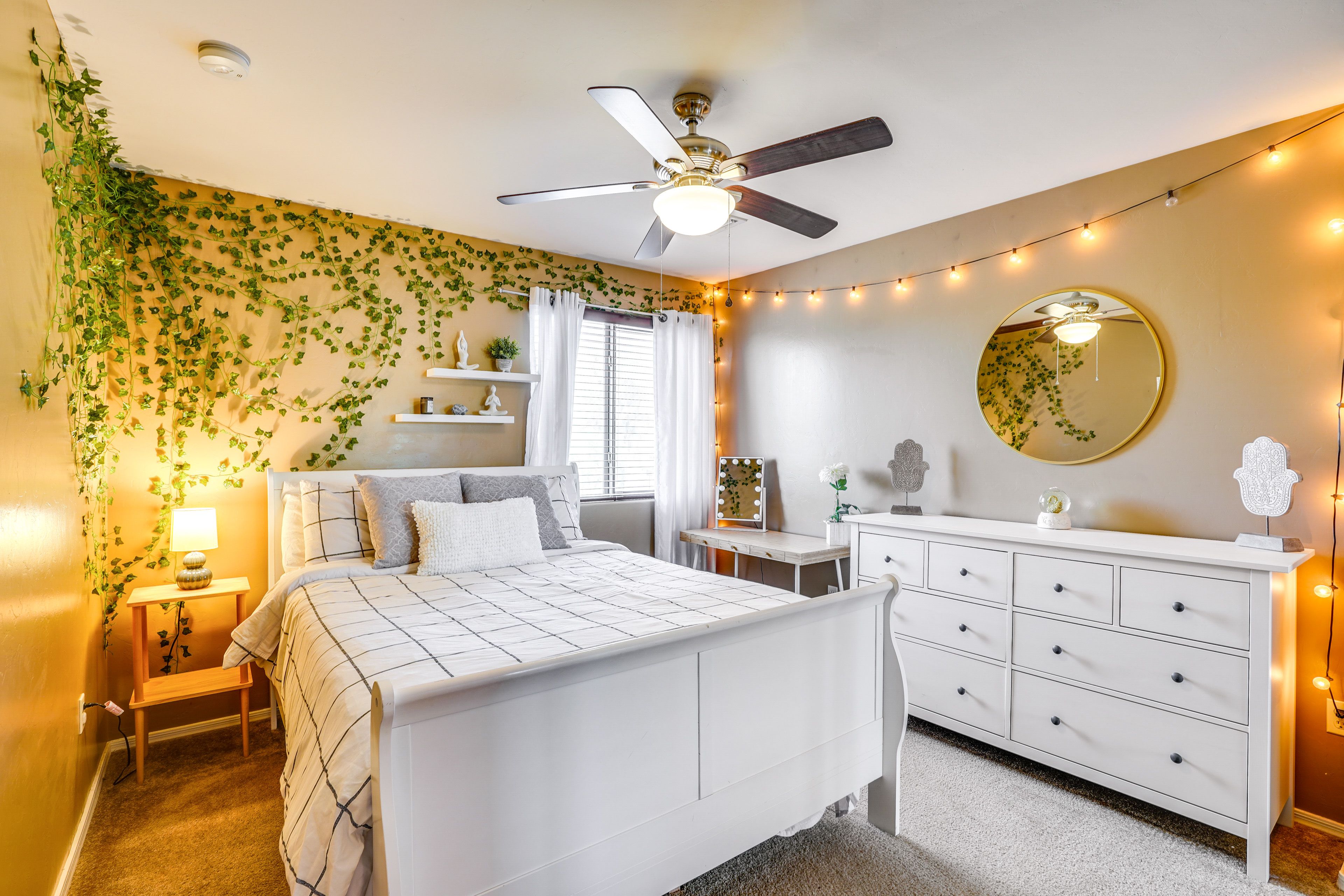 Bedroom 2 | Queen Bed | Vanity