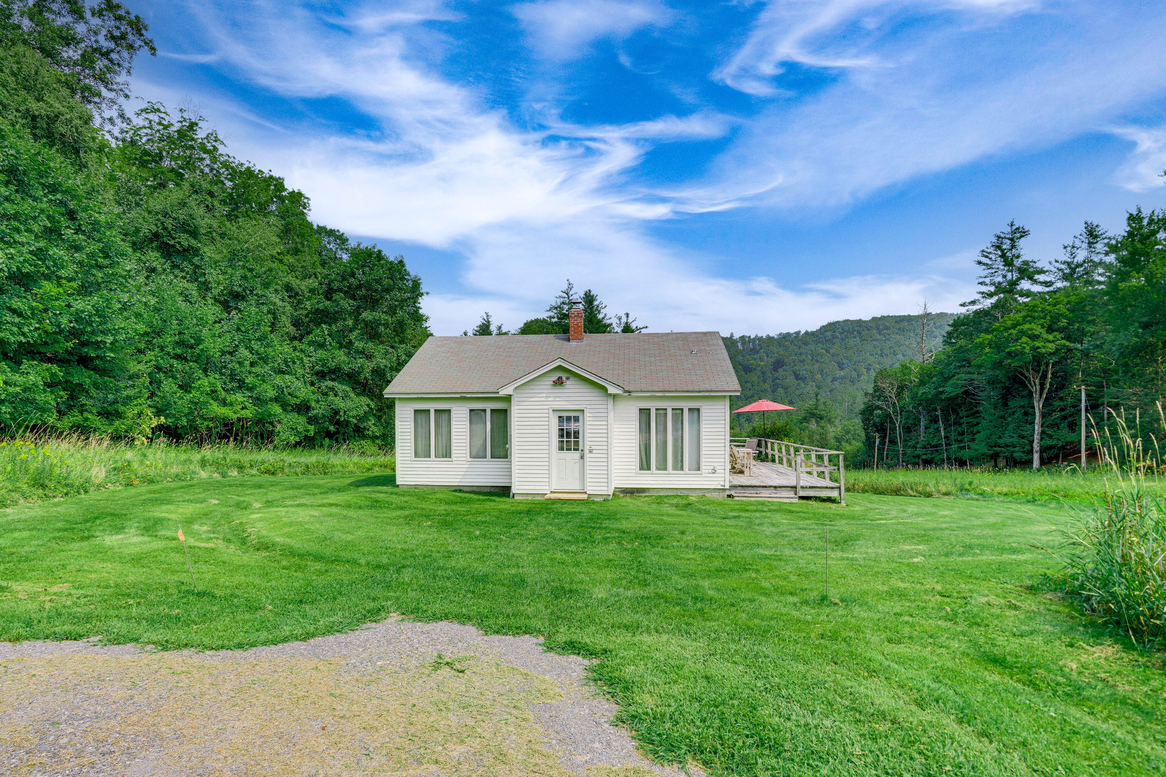 Hawley Vacation Rental | 1BR | 1BA | 738 Sq Ft | 4 Steps to Enter