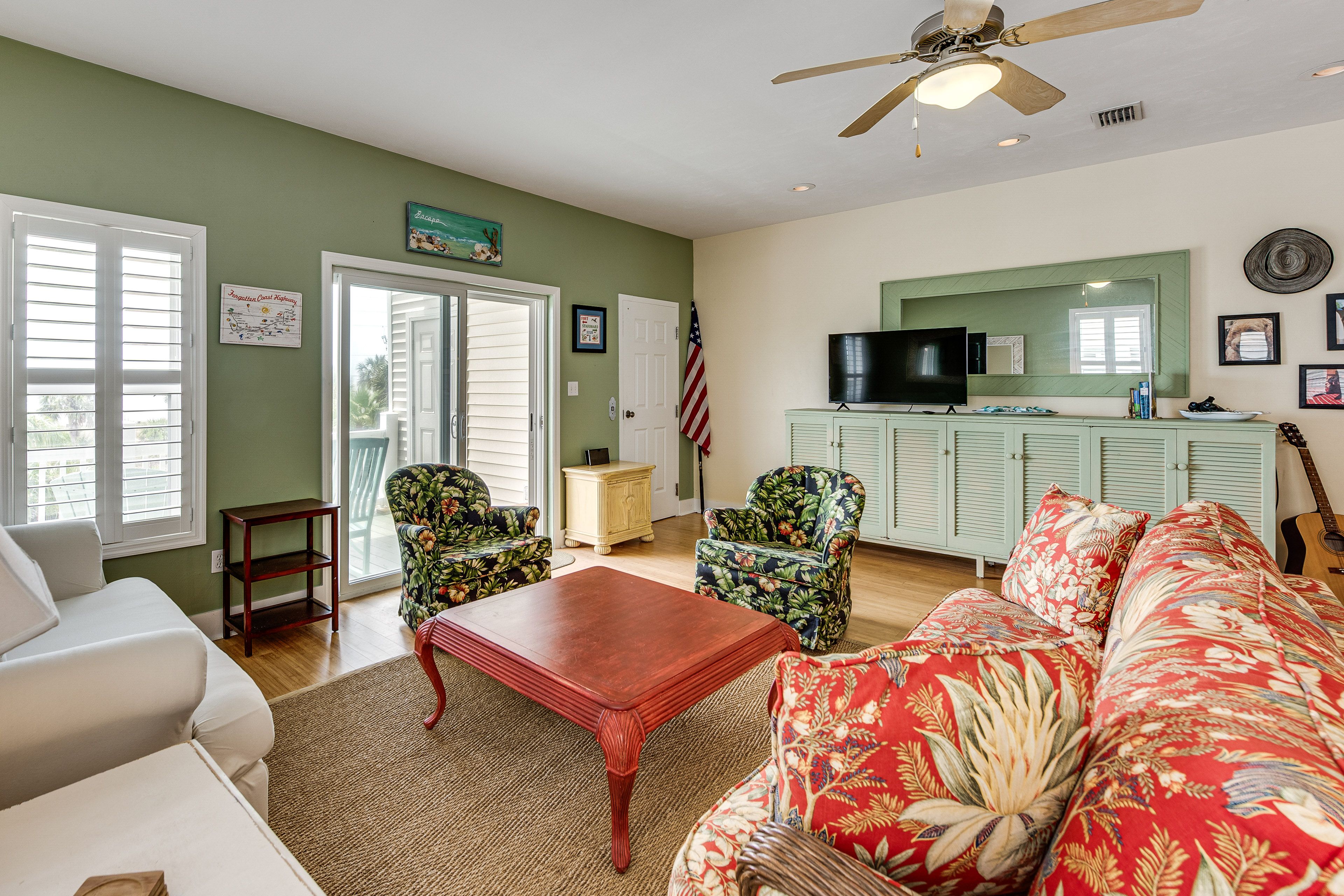 Living Room | 1st Floor
