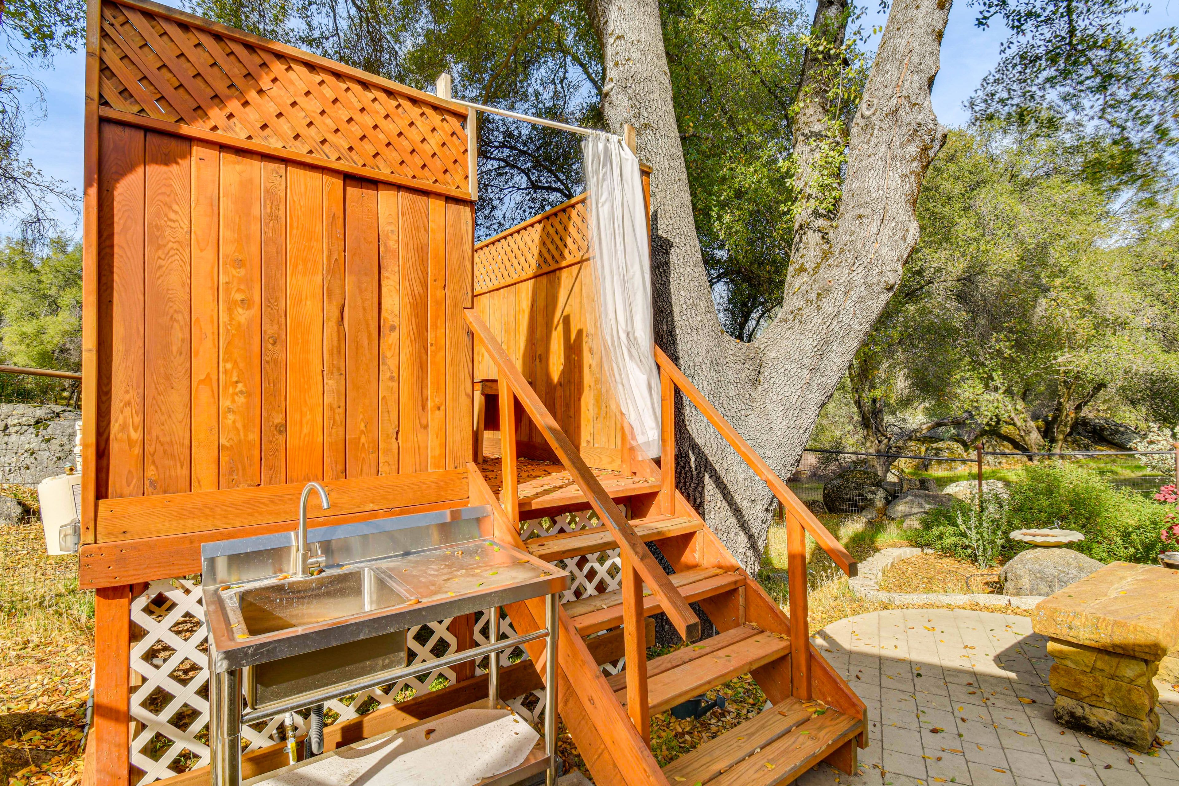 Patio | Outdoor Shower