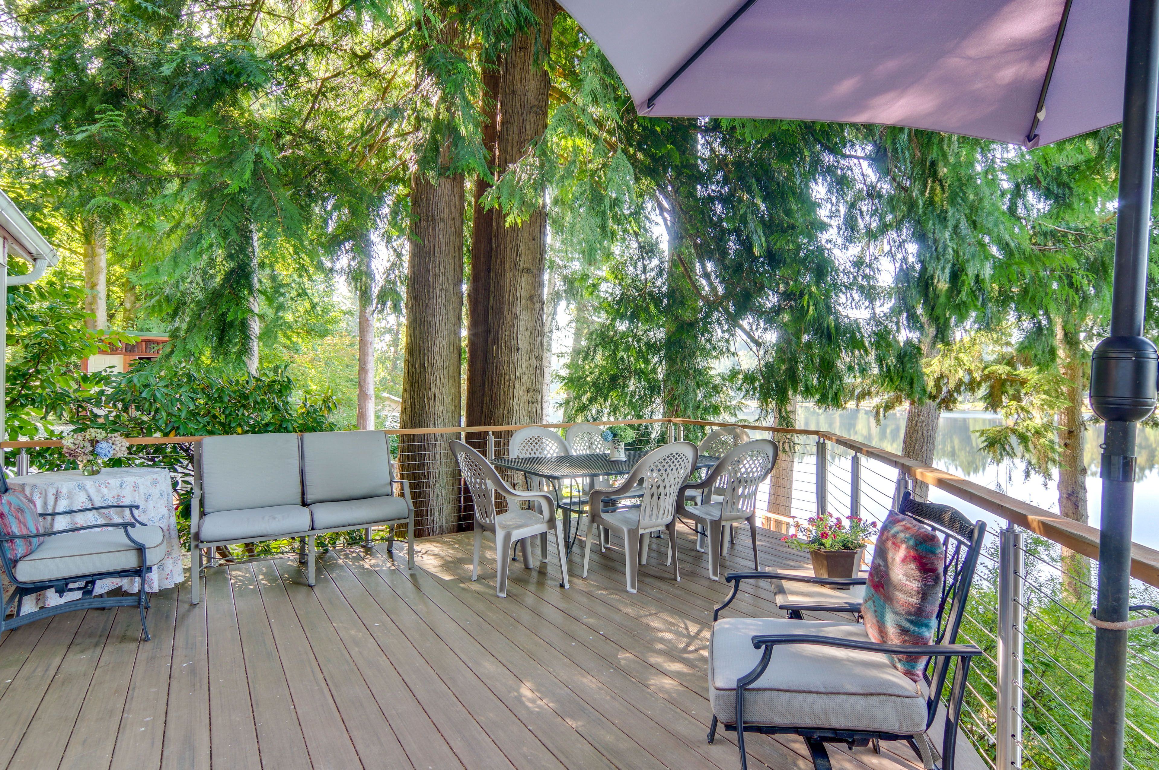 Deck | Outdoor Seating Areas