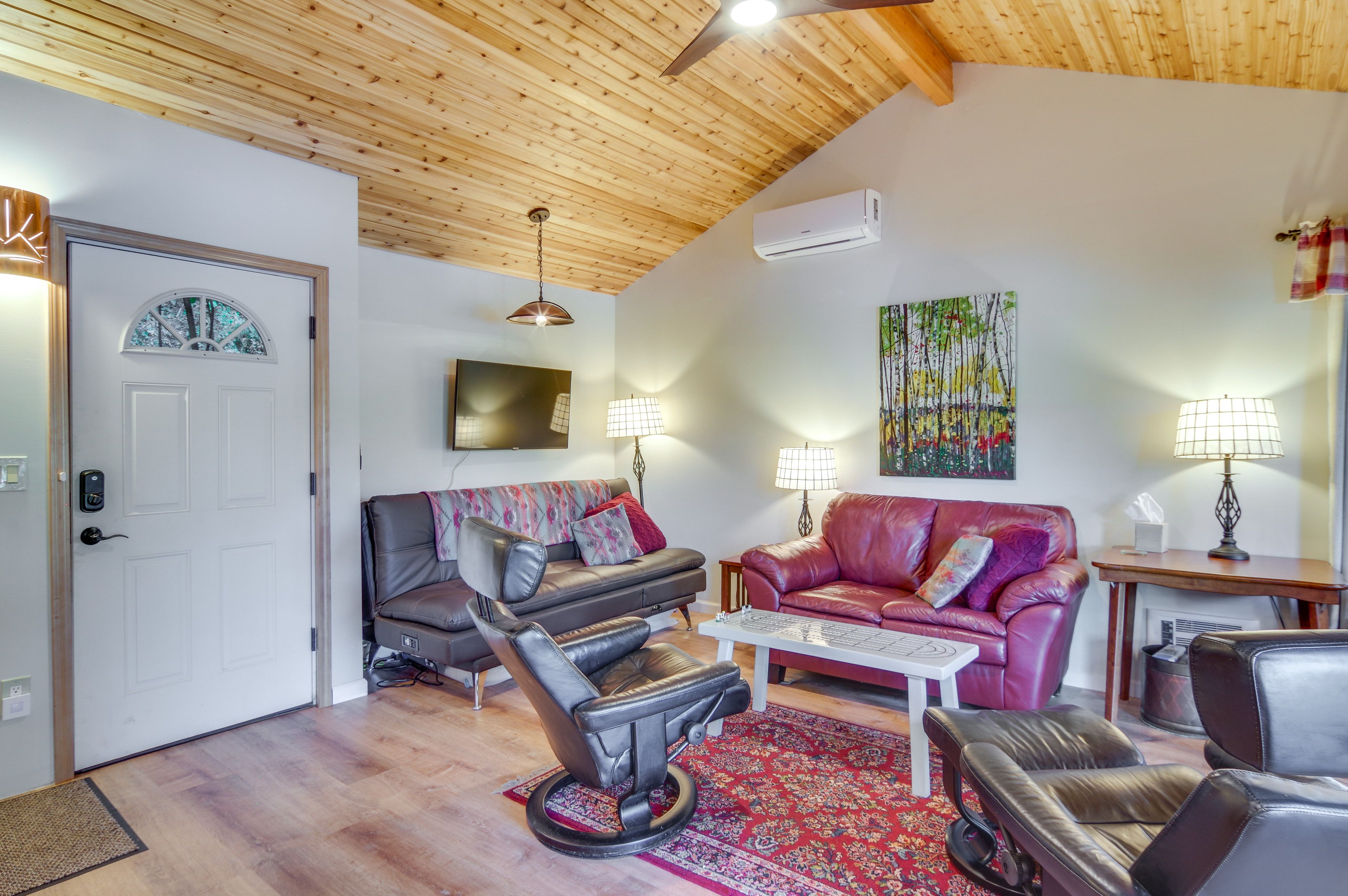 Living Room | Sleeper Sofa | Pack 'n Play
