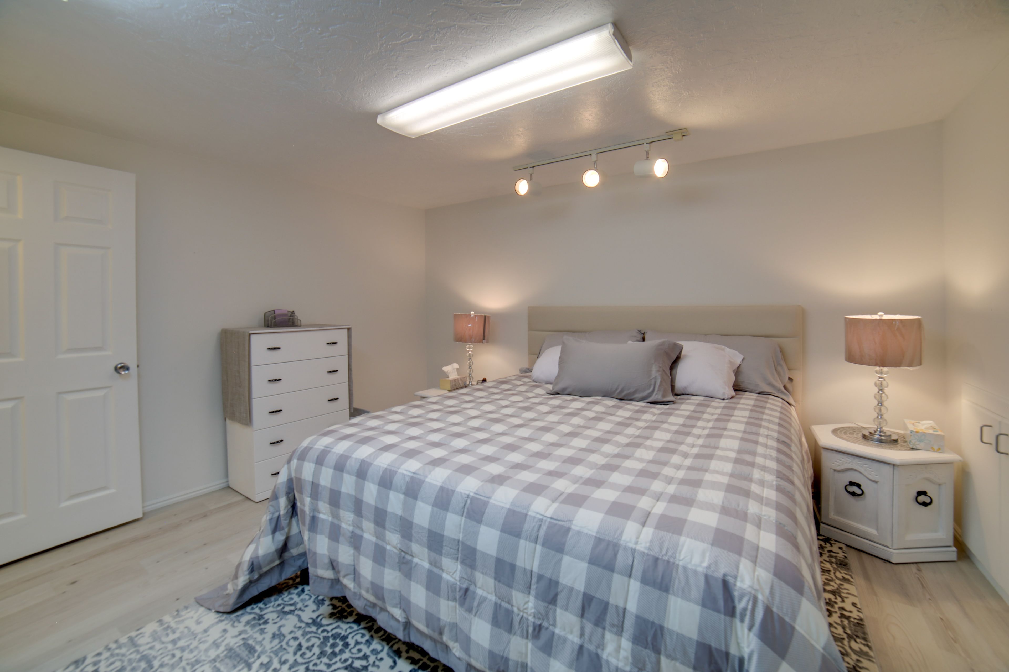 Bedroom 3 | Basement | King Bed | Smart TV