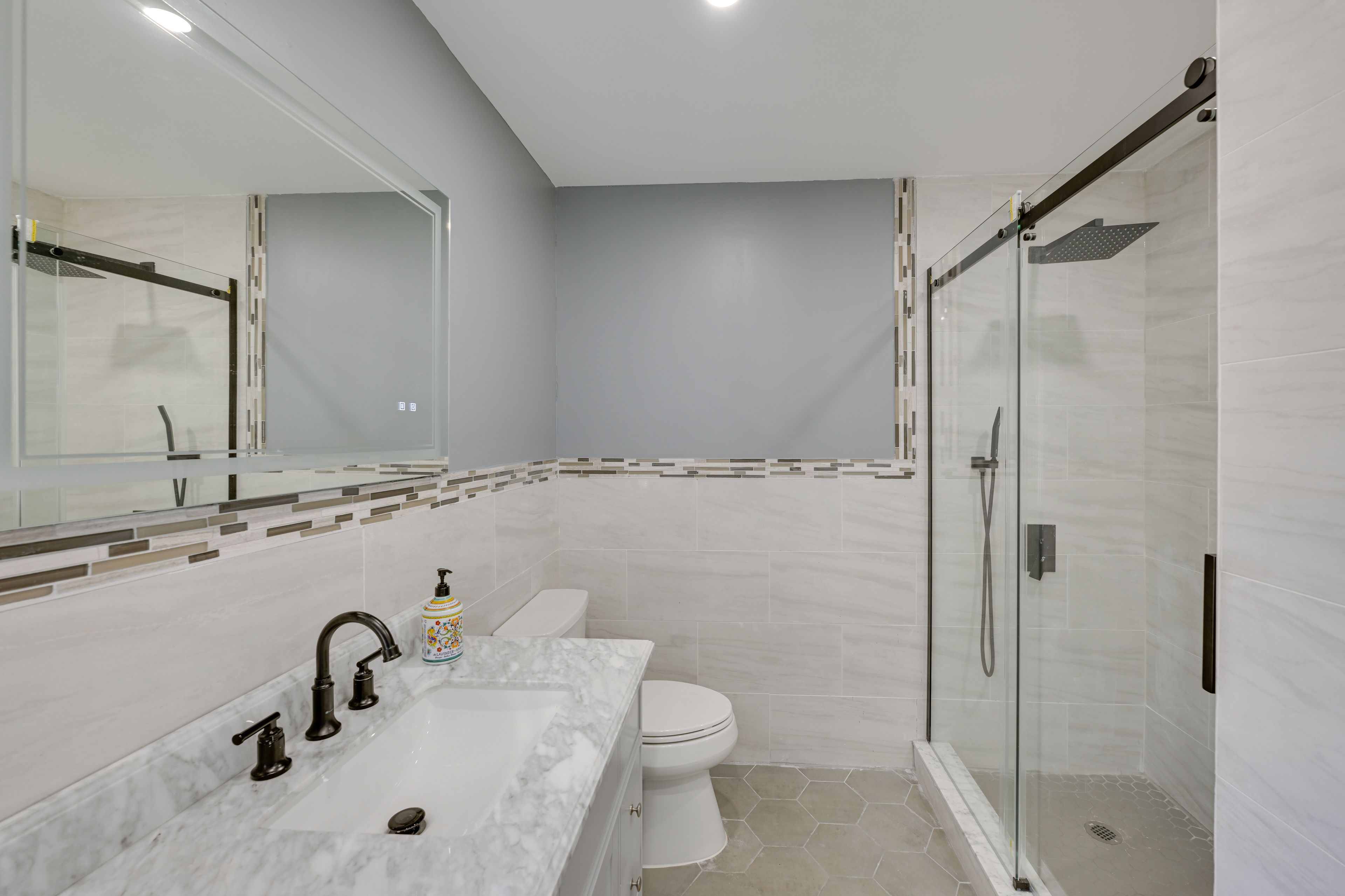 Full Bathroom | Rainfall Shower
