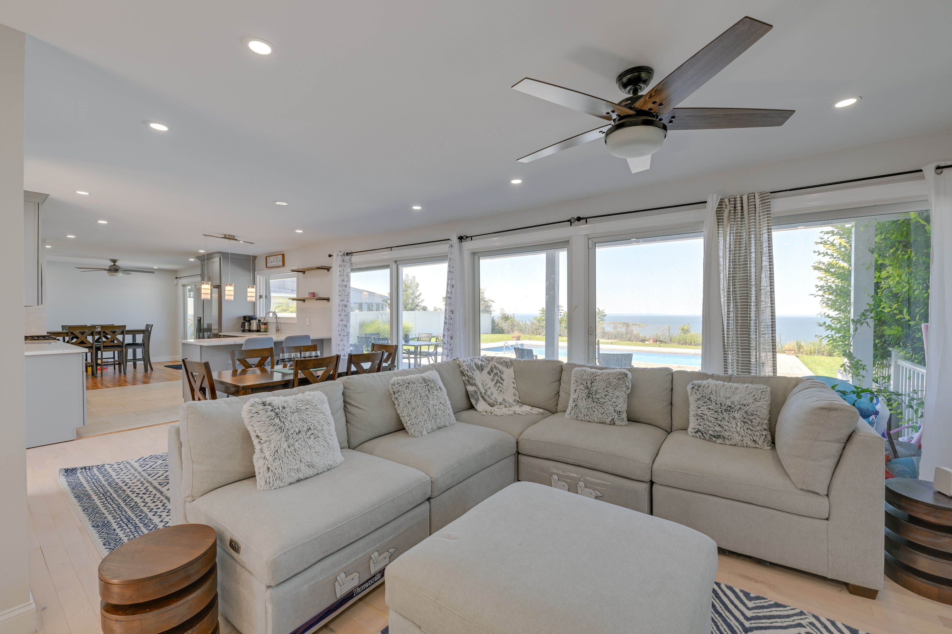 Living Room | Central A/C + Heating