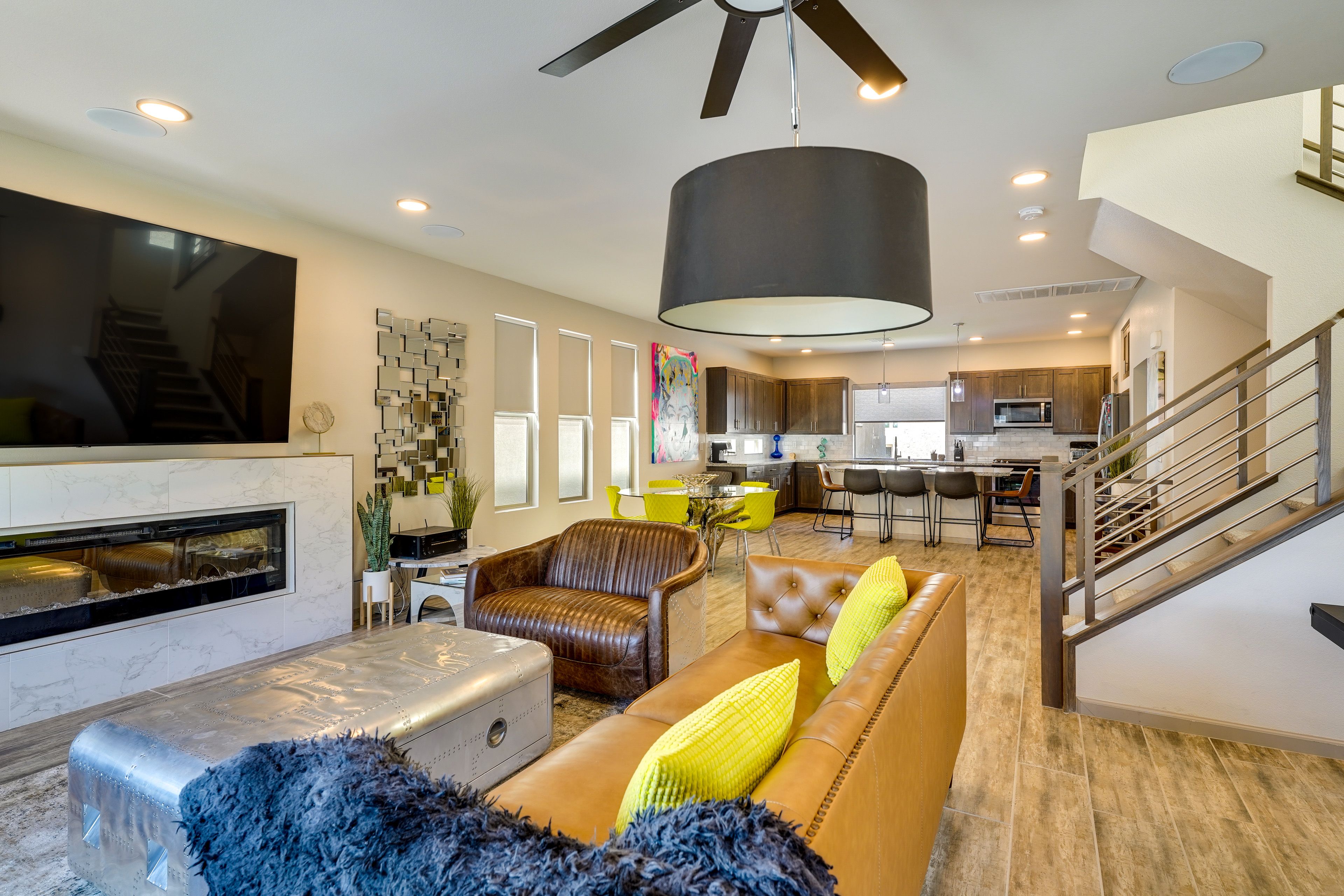 Living Room | Smart TV