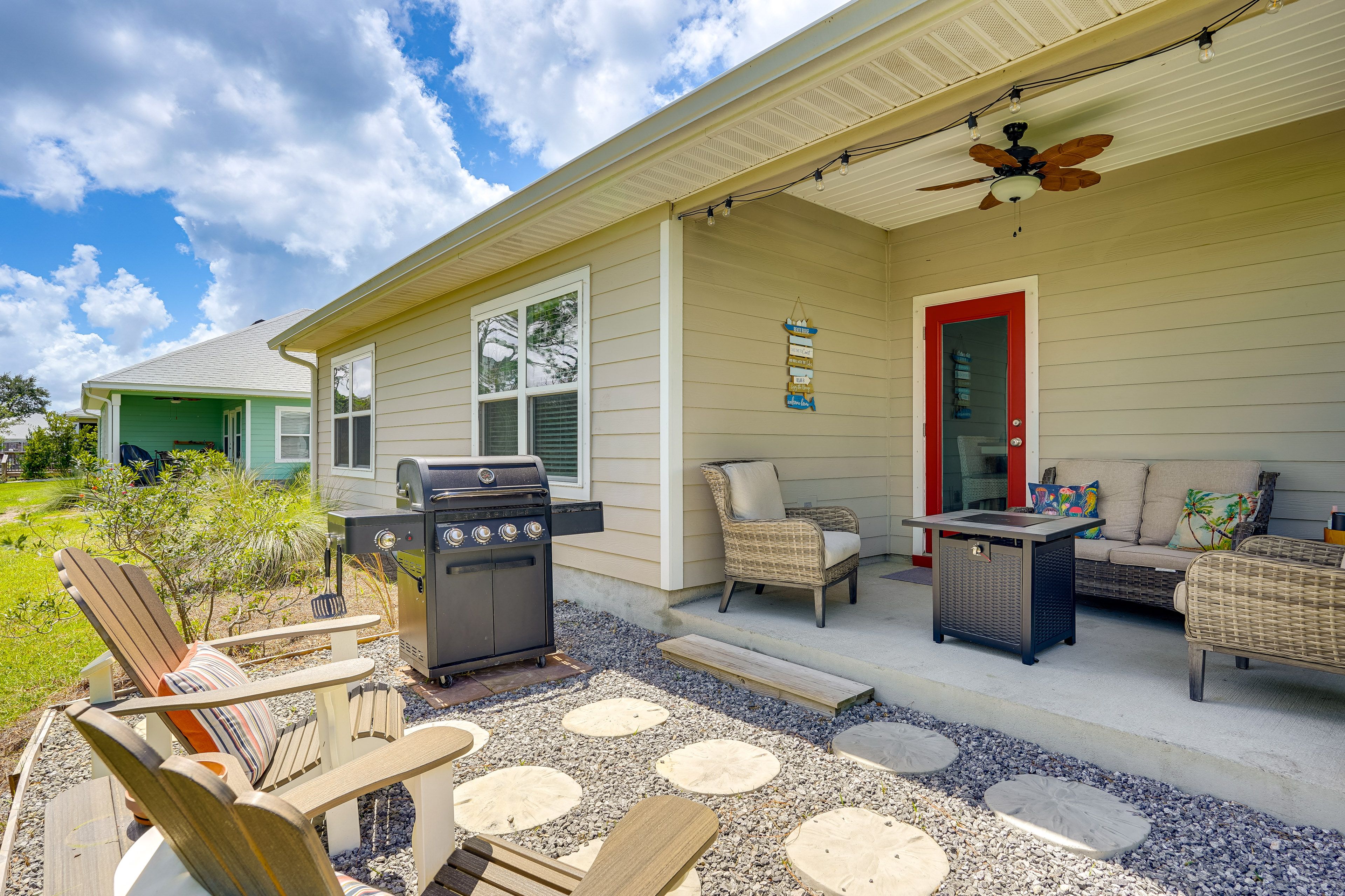Yard | Gas Grill