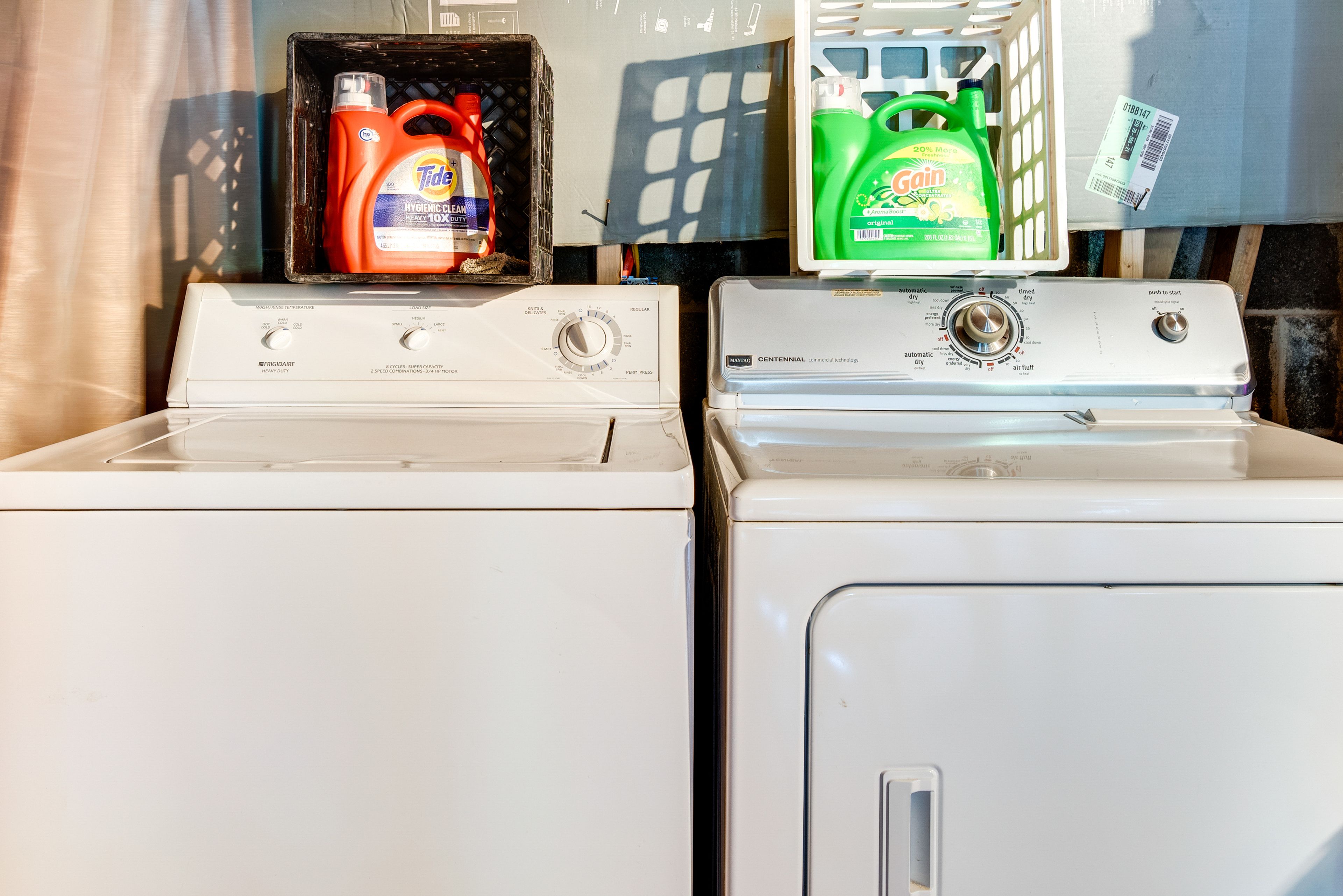 Coin Laundry On-Site | Detergent Provided