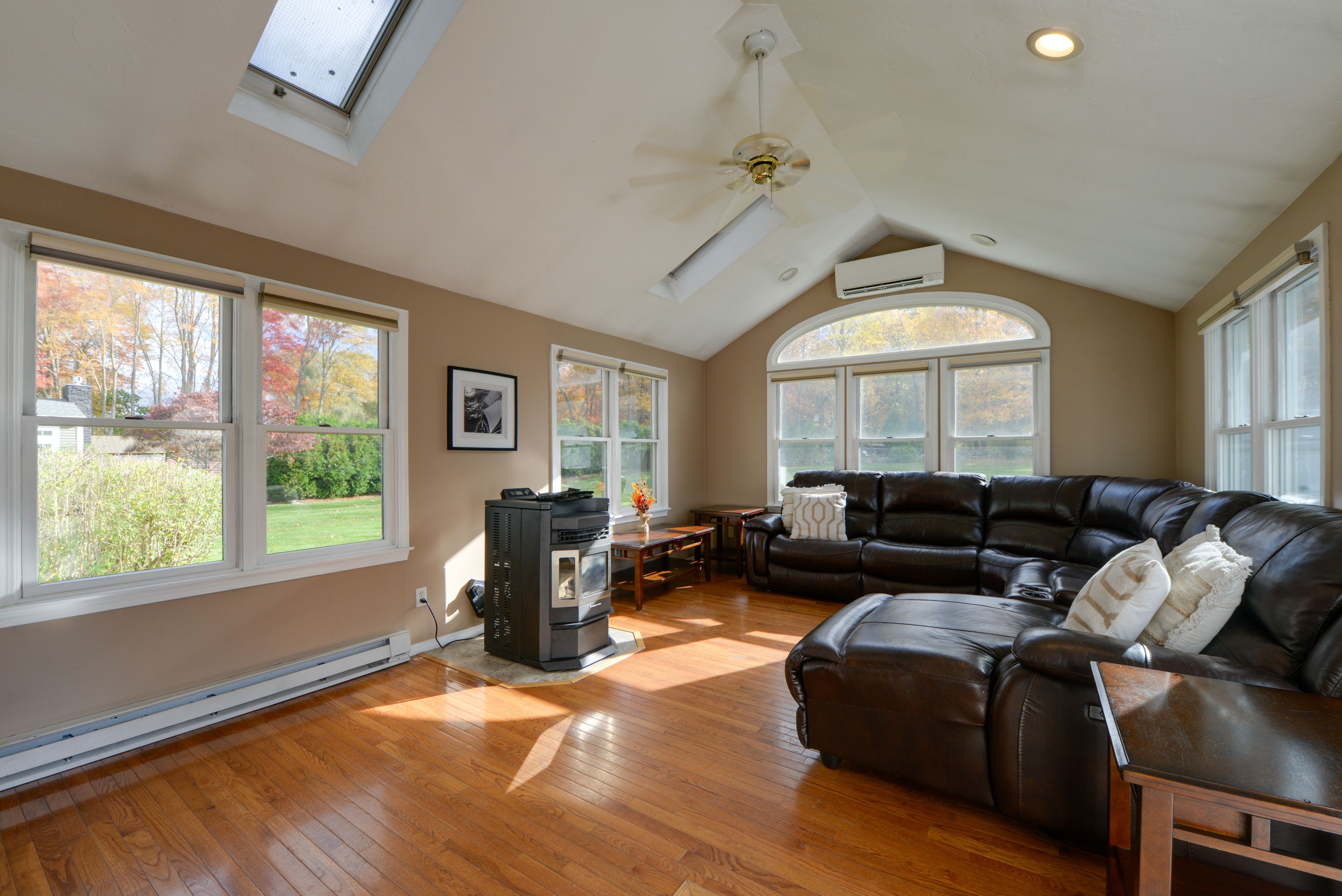 Sunroom | 1st Floor | Smart TV